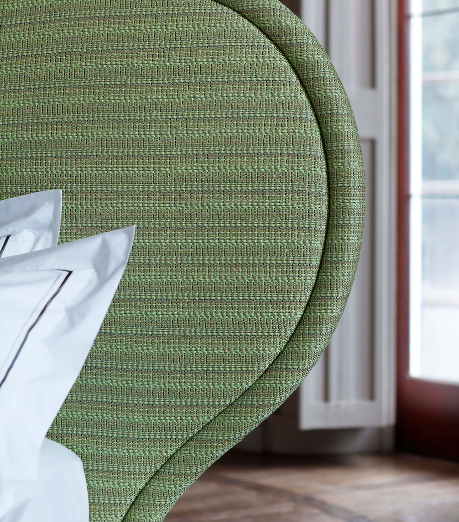 SAVOIR Louis Nº2 Bed Green Image 5