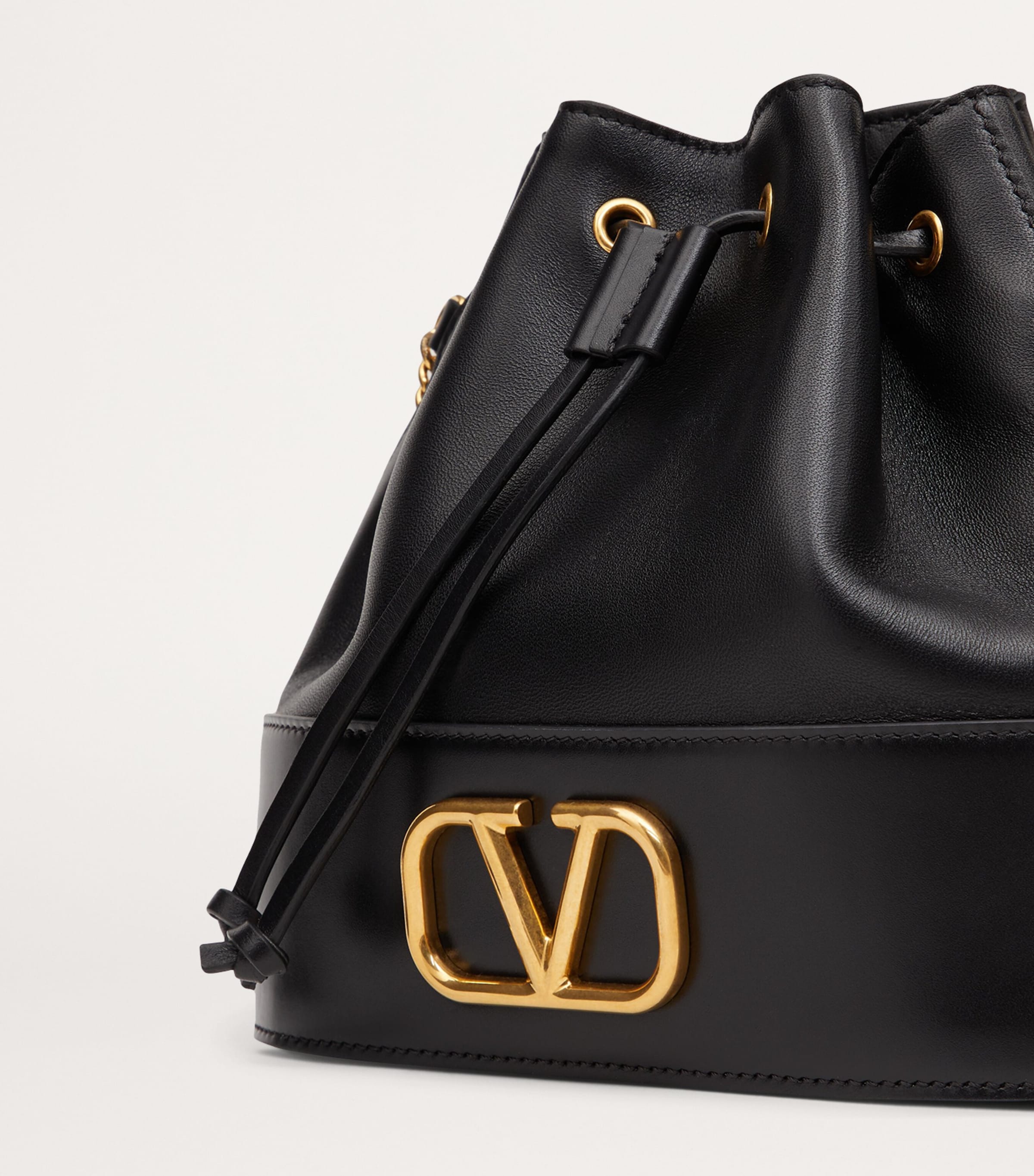 Leather VLogo Bucket Bag 0NO Image 7