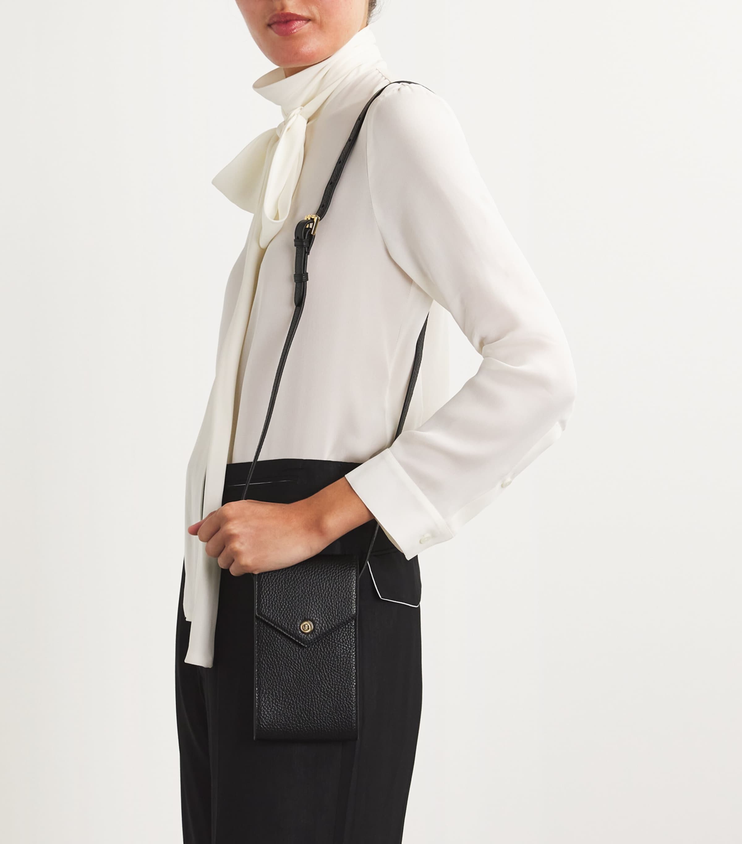 Leather Phone Pouch BLACK Image 5