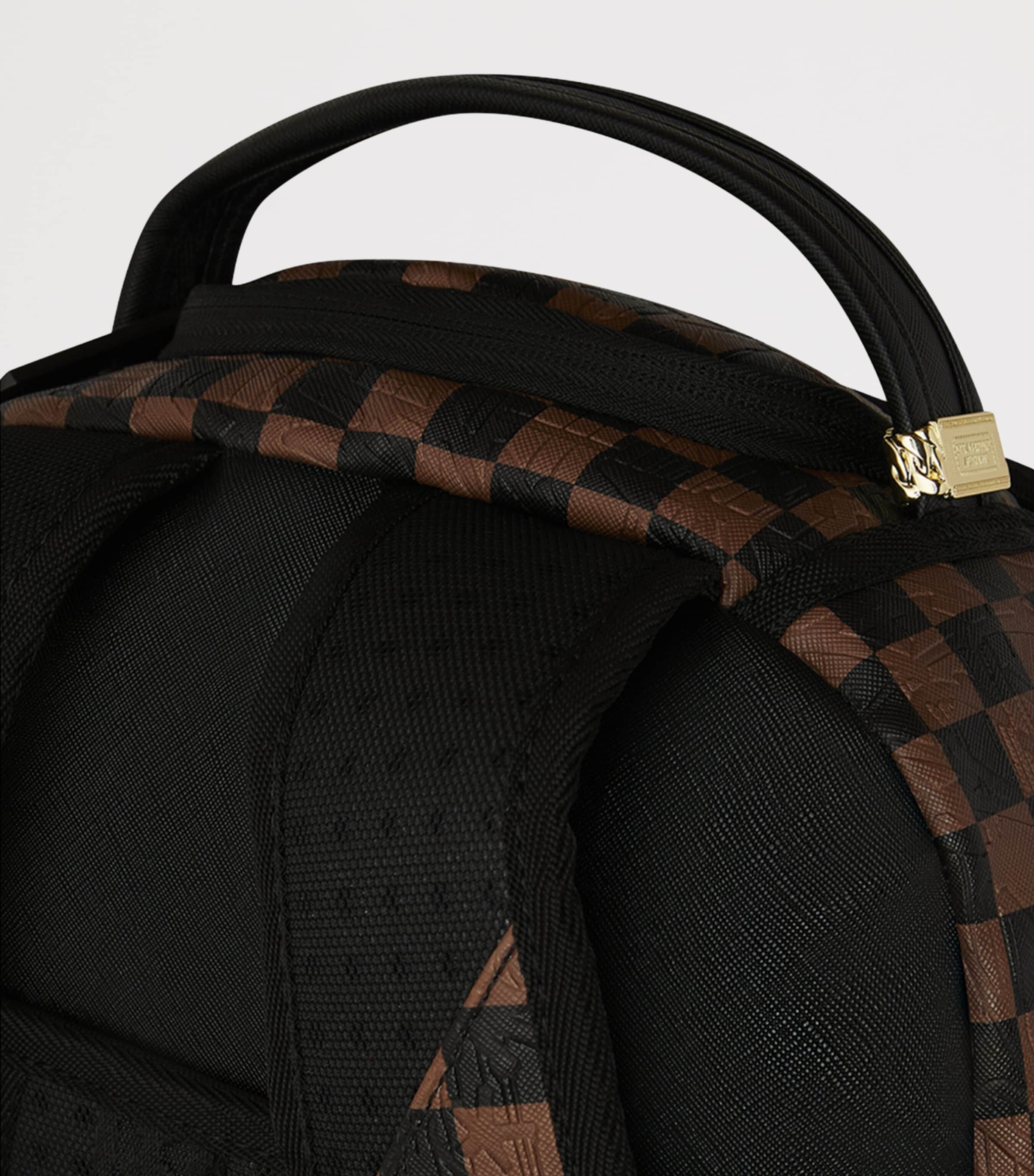 Embossed Check Backpack BROWN Image 7