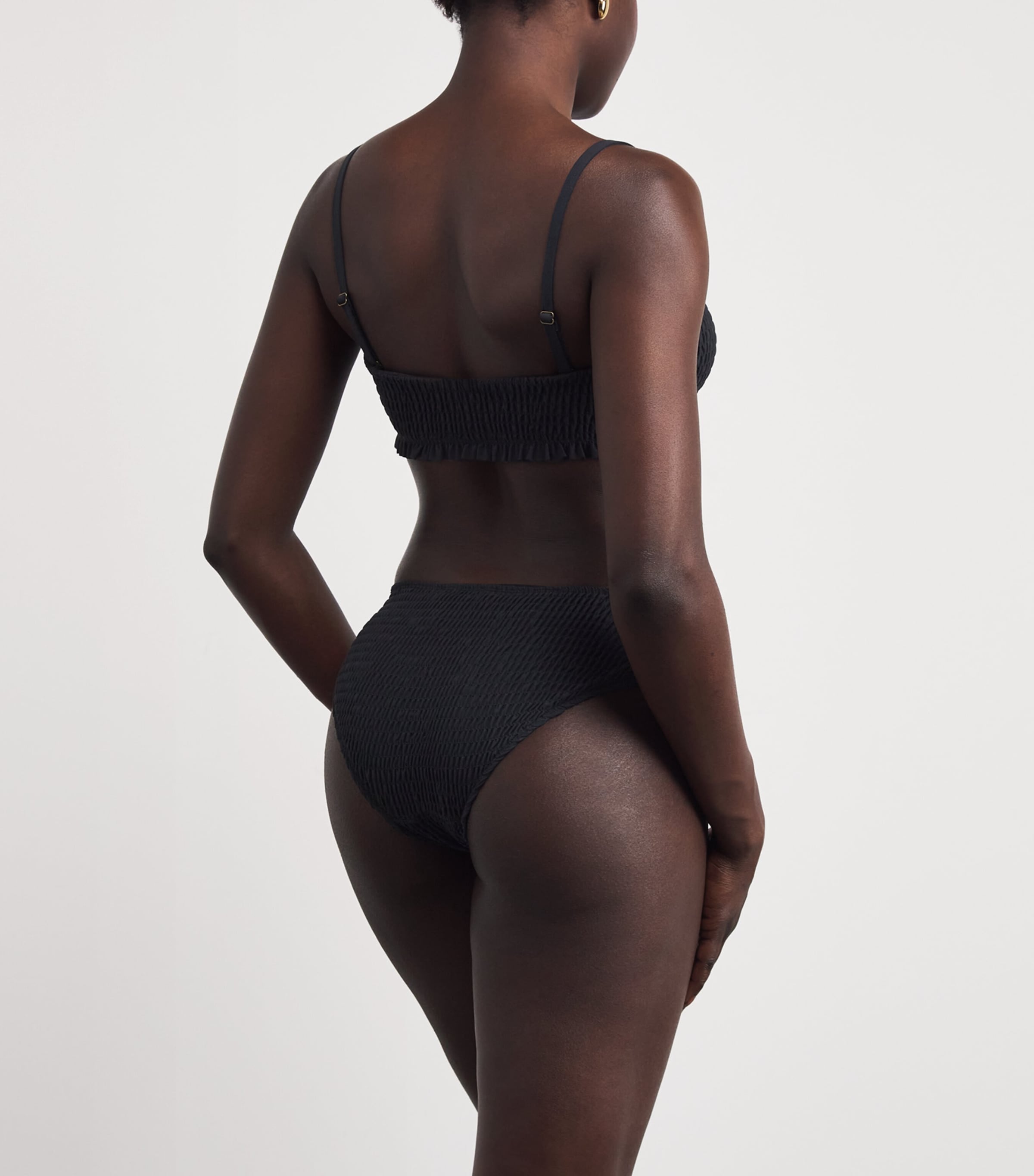 Smocked Marseille Bikini Top NOIR Image 3