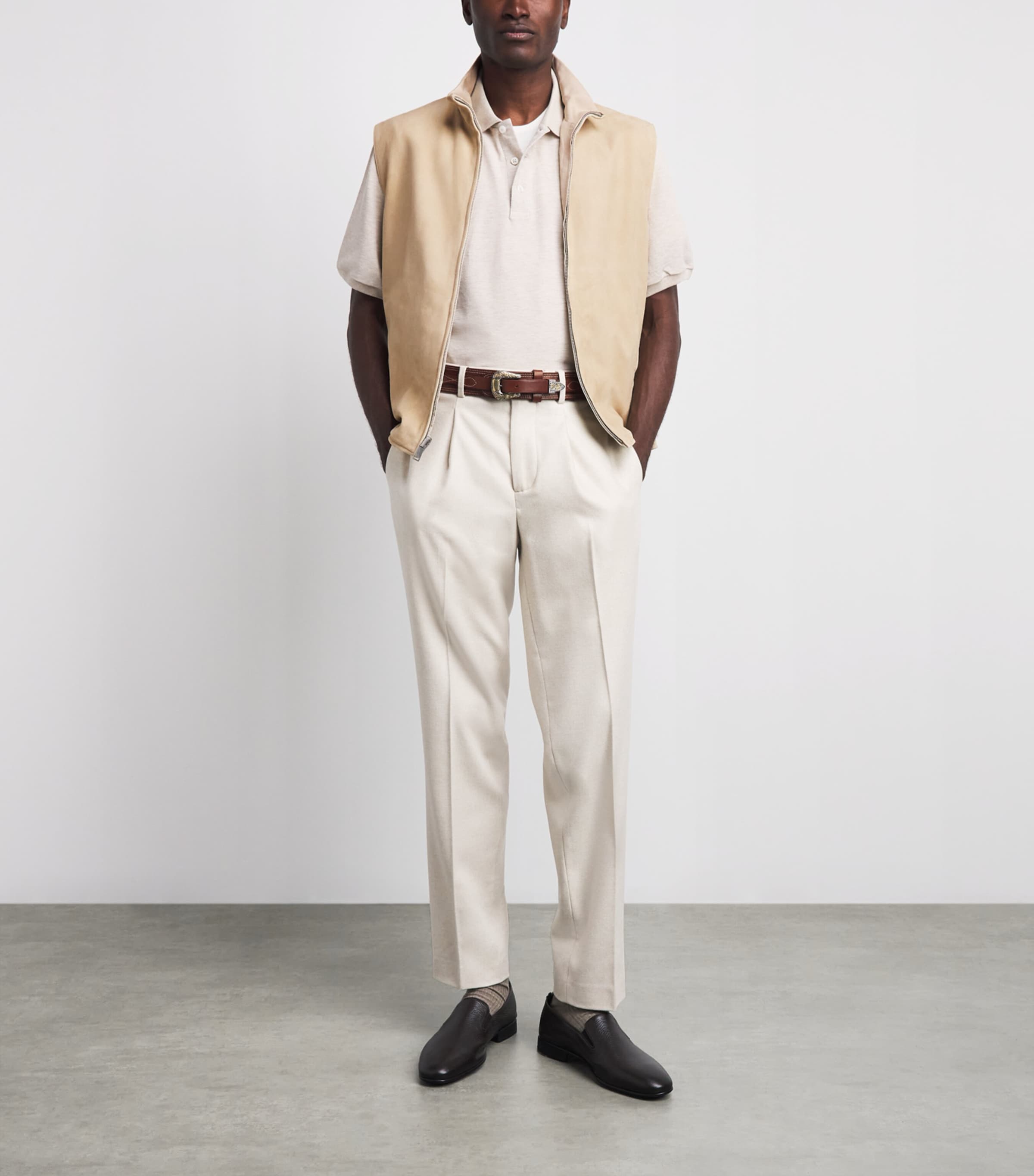 Ralph Lauren Purple Label Mens Lambskin-Silk-Linen Reversible Gilet Champagne Image 2