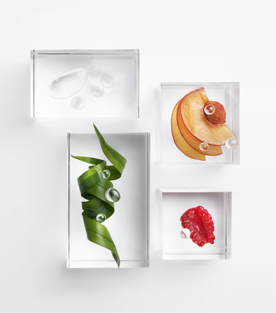 The Brilliant Glow Hydration Oil (30 x 0.5ml) - Refill NO COLOUR Image 3