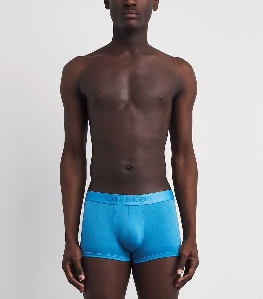 Calvin Klein Mens Low-Rise Trunks (Pack of 3) Se/blu/blk Image 2