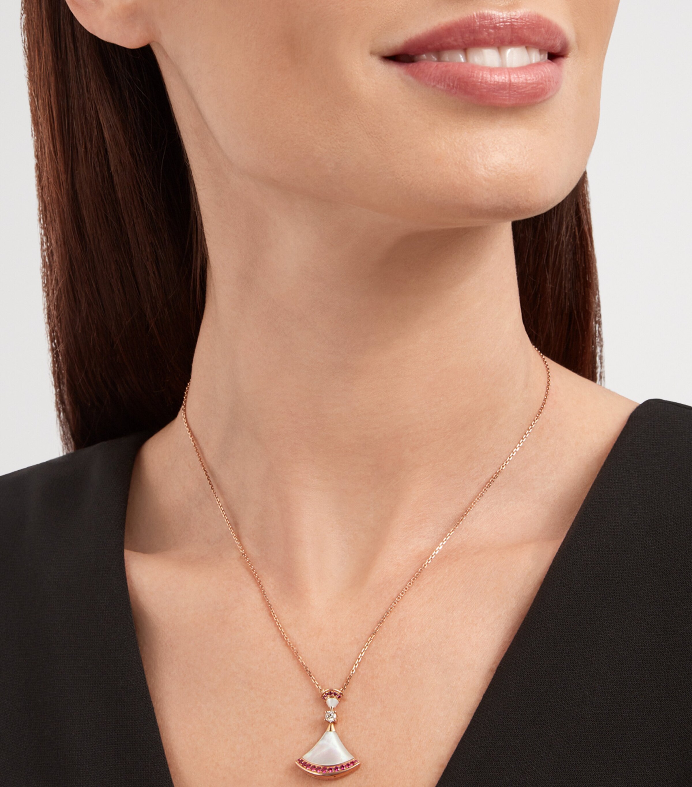 Bvlgari Rose Gold, Diamond, Ruby and Mother-of-Pearl Divas' Dream Necklace Pink Gold Image 3