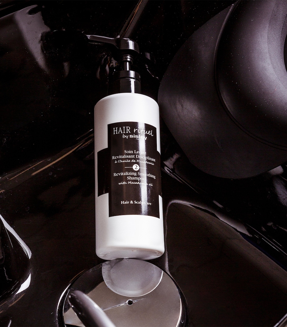 Revitalizing Volumizing Shampoo With Camellia Oil (500ml) NO COLOUR Image 2