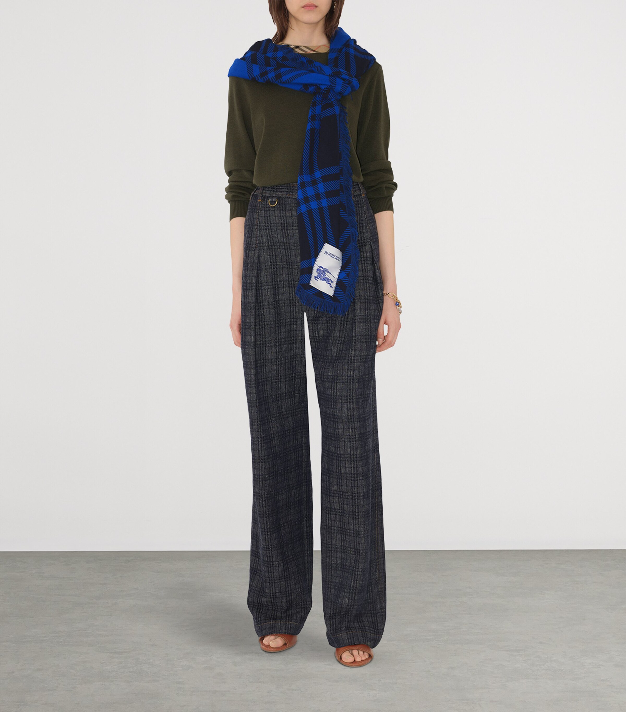 Burberry Wool-Silk Wide Check Scarf Ink Blue/blue Image 2