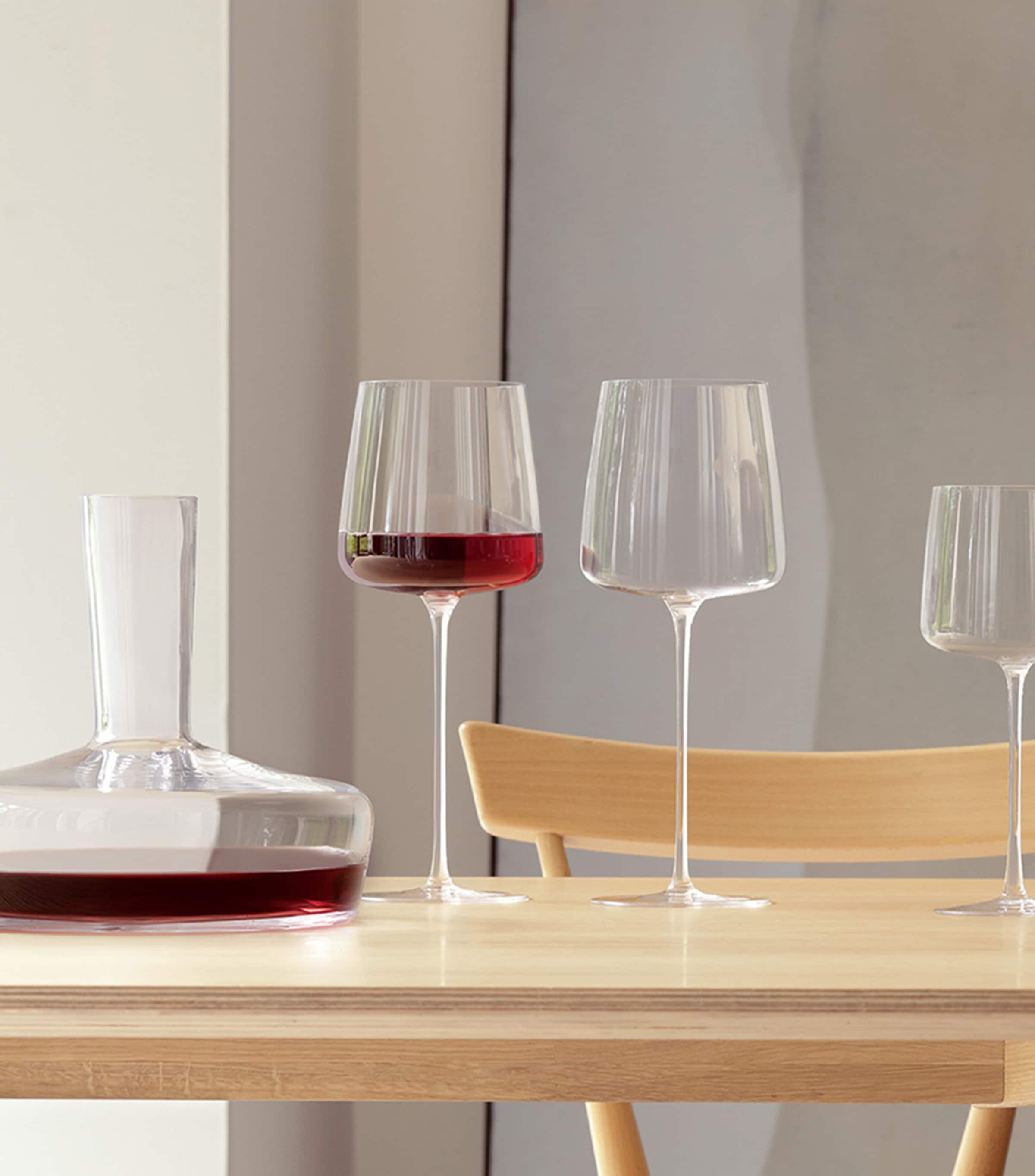 Metropolitan Carafe (2L) CLEAR Image 3