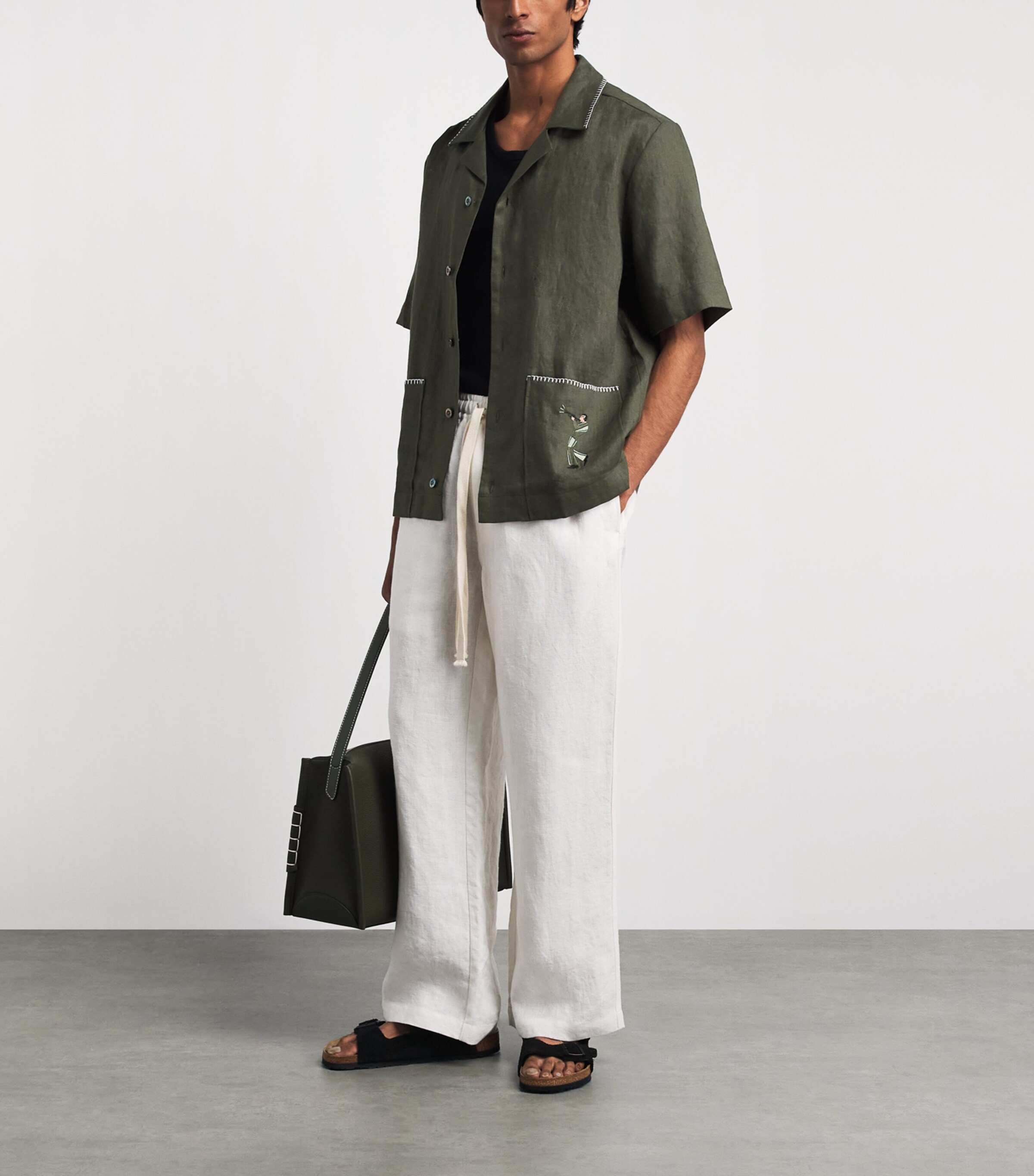 CHÉ Mens Linen Trompette Embroidered Shirt Deep Forest Image 2