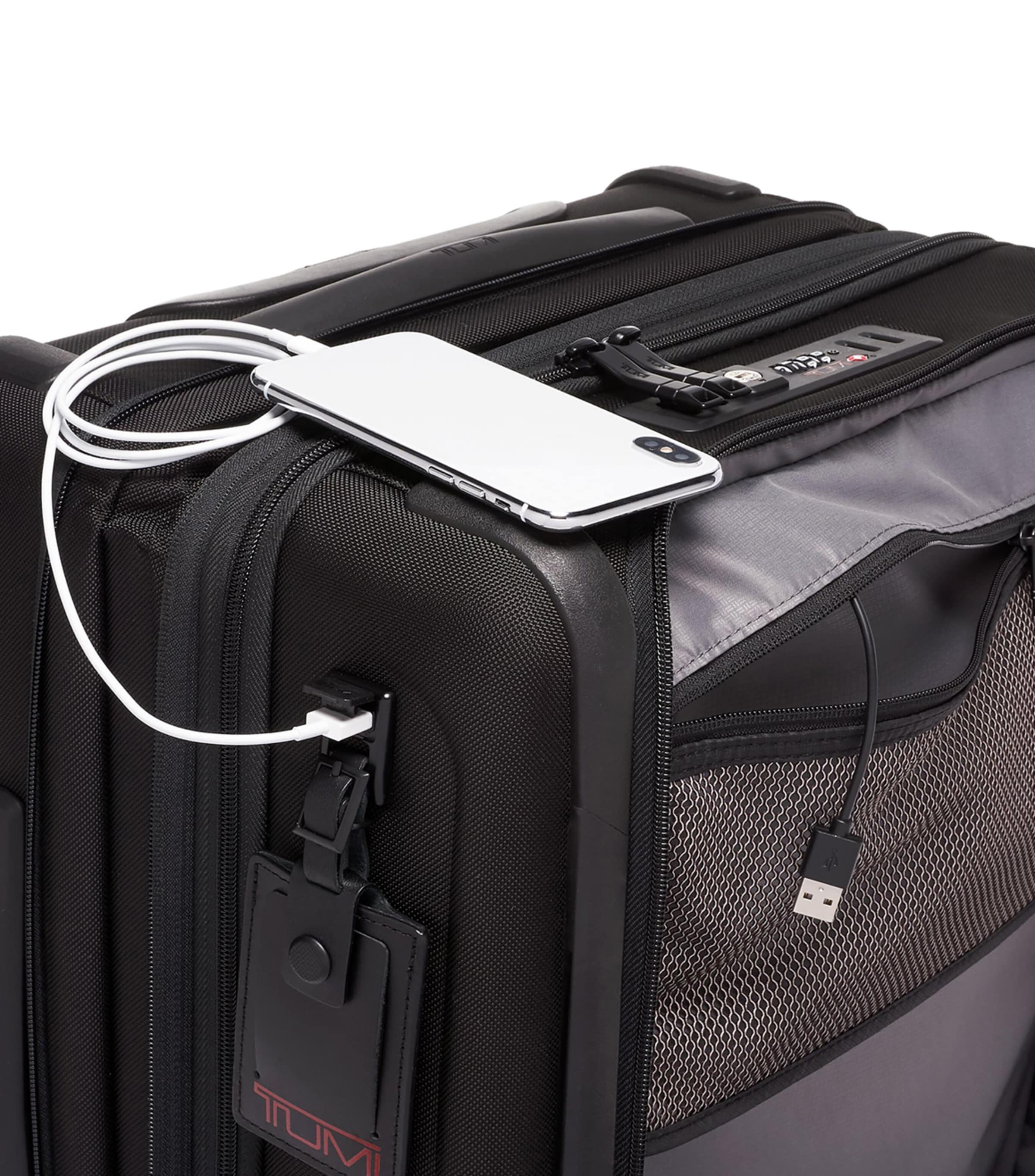 Alpha 3 Continental Dual Access 4-Wheel Carry-On Case (56cm) BLACK Image 4