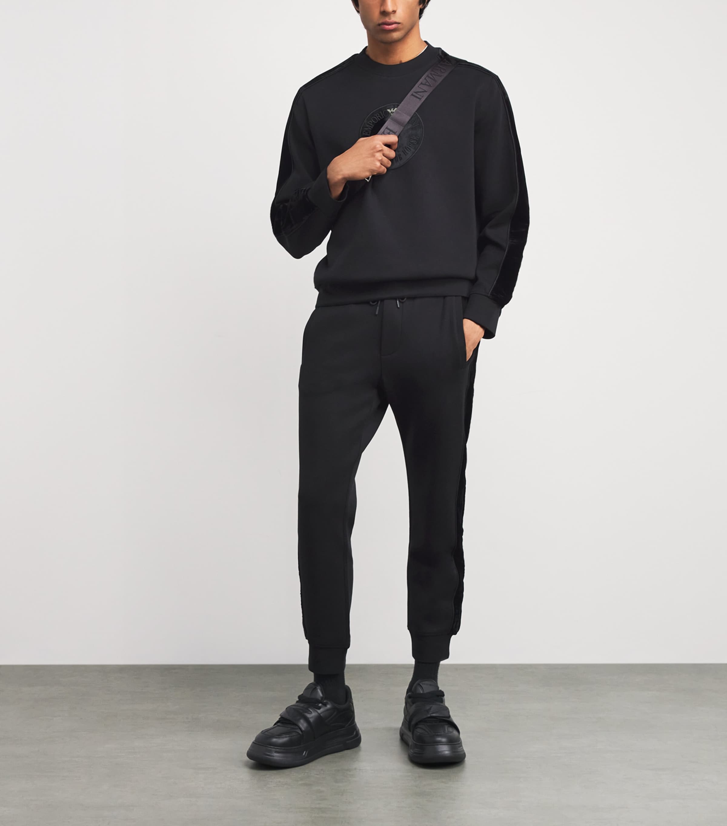 Stretch-Cotton Velvet Sweatpants UC001 Image 2