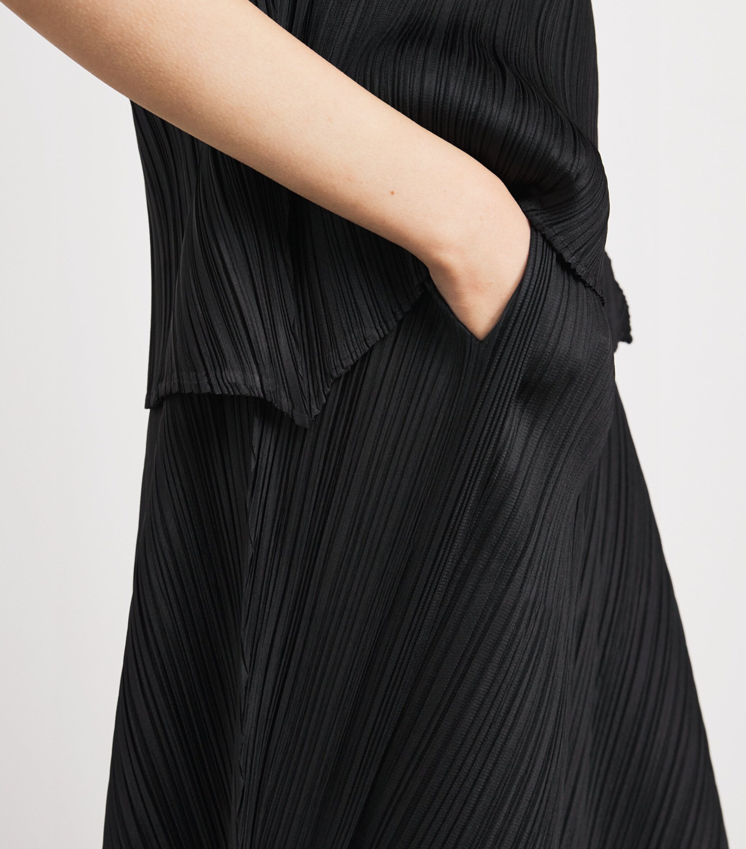 SWING Midi Skirt BLACK Image 6