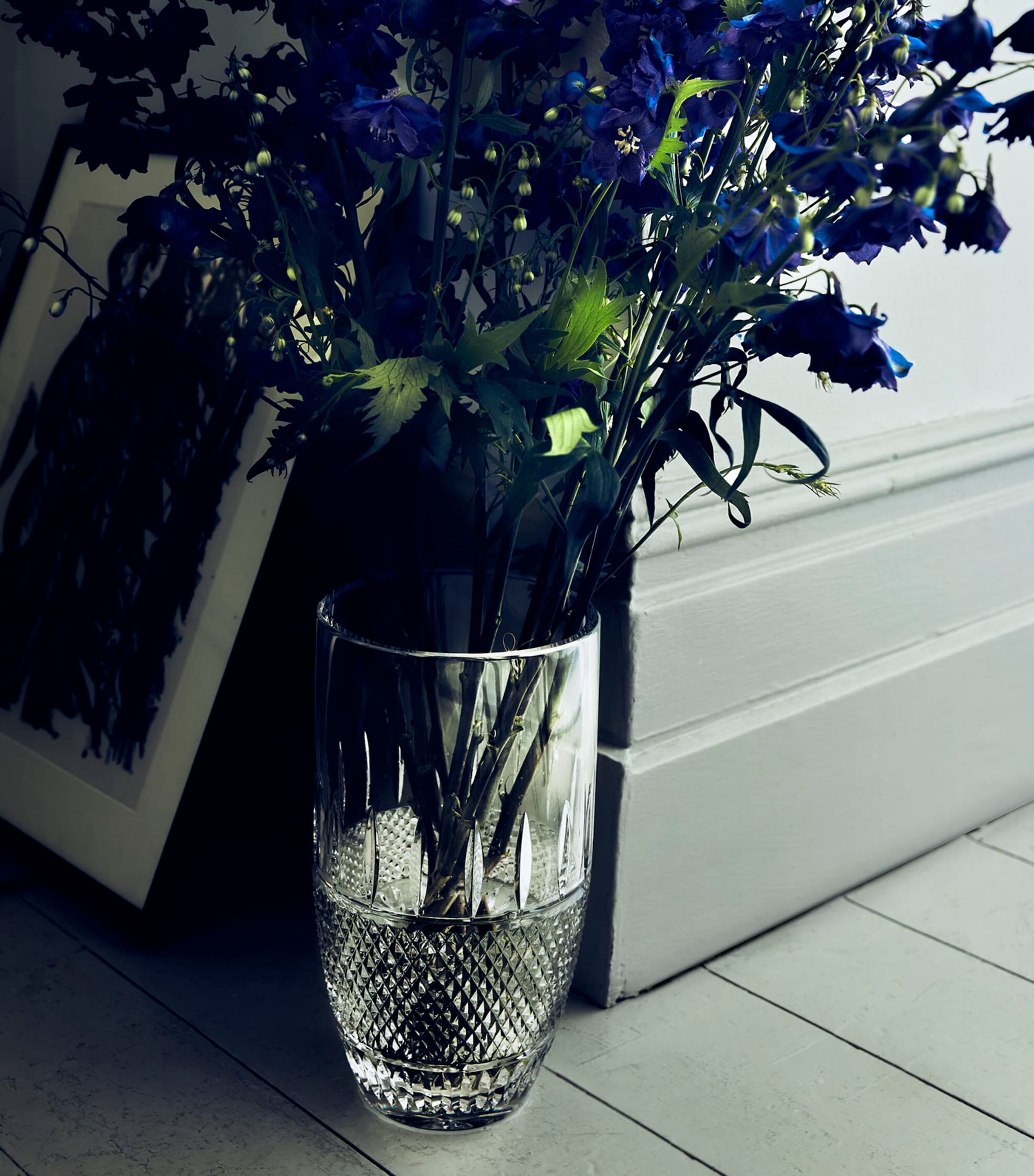 Mastercraft Irish Lace Vase (30.5cm) CLEAR Image 2