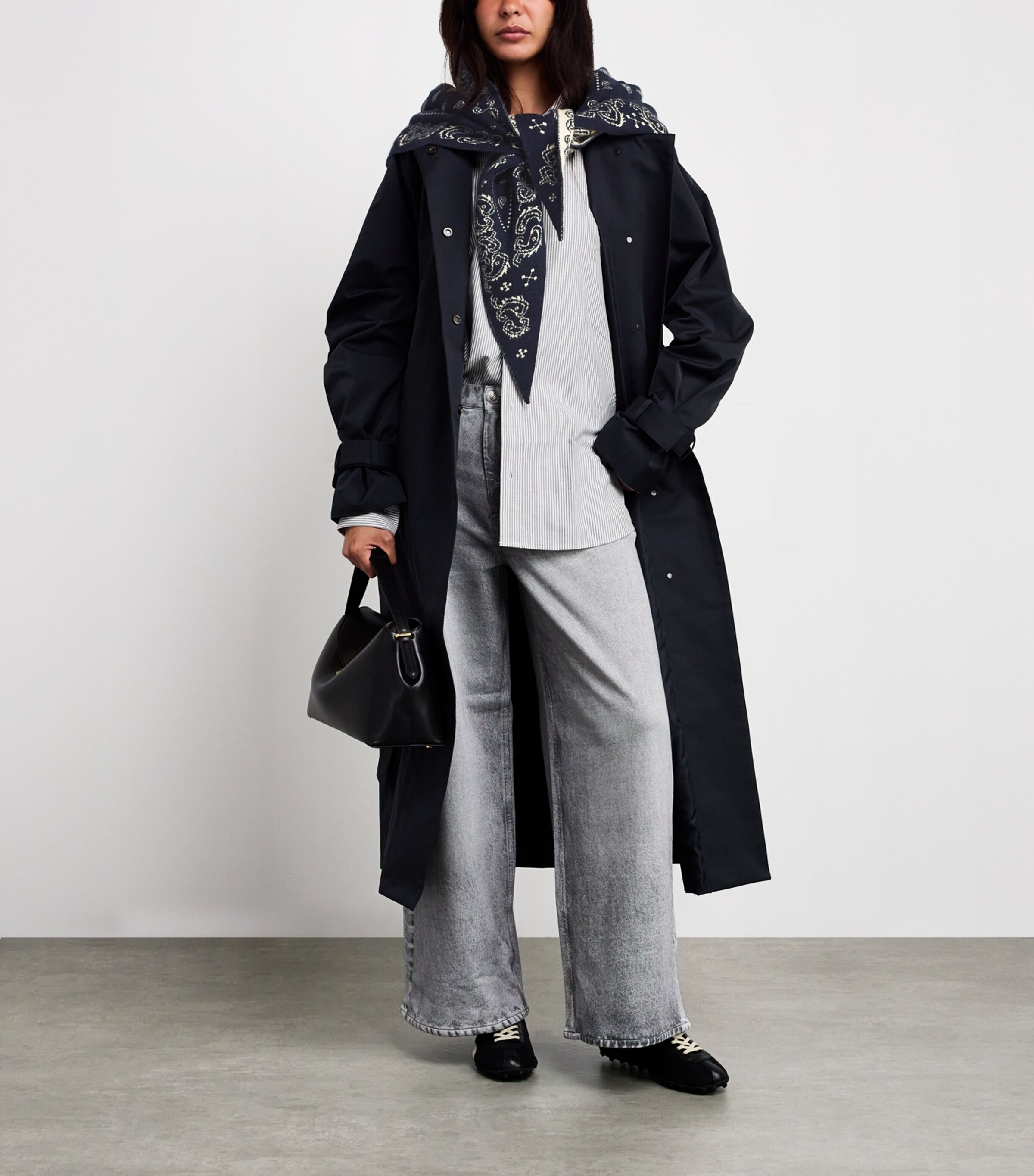 Guest In Residence Cashmere The Wild Rag Scarf Midnight/butter Image 2
