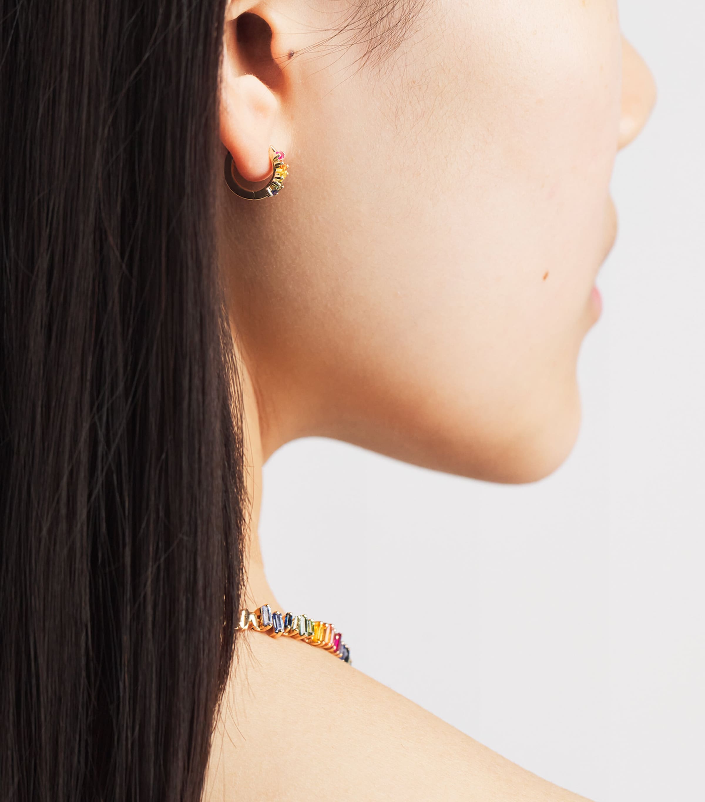Suzanne Kalan Yellow Gold and Rainbow Sapphire Bold Huggie Earrings Yg/rs Image 4