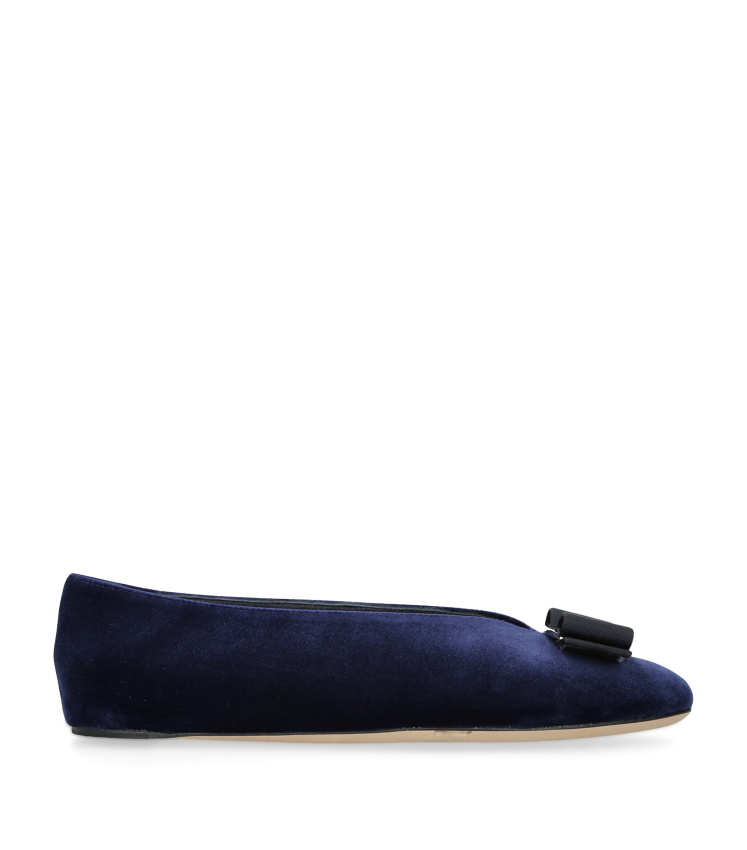 Shop Ferragamo Velvet Vanna Ballet Flats In Navy