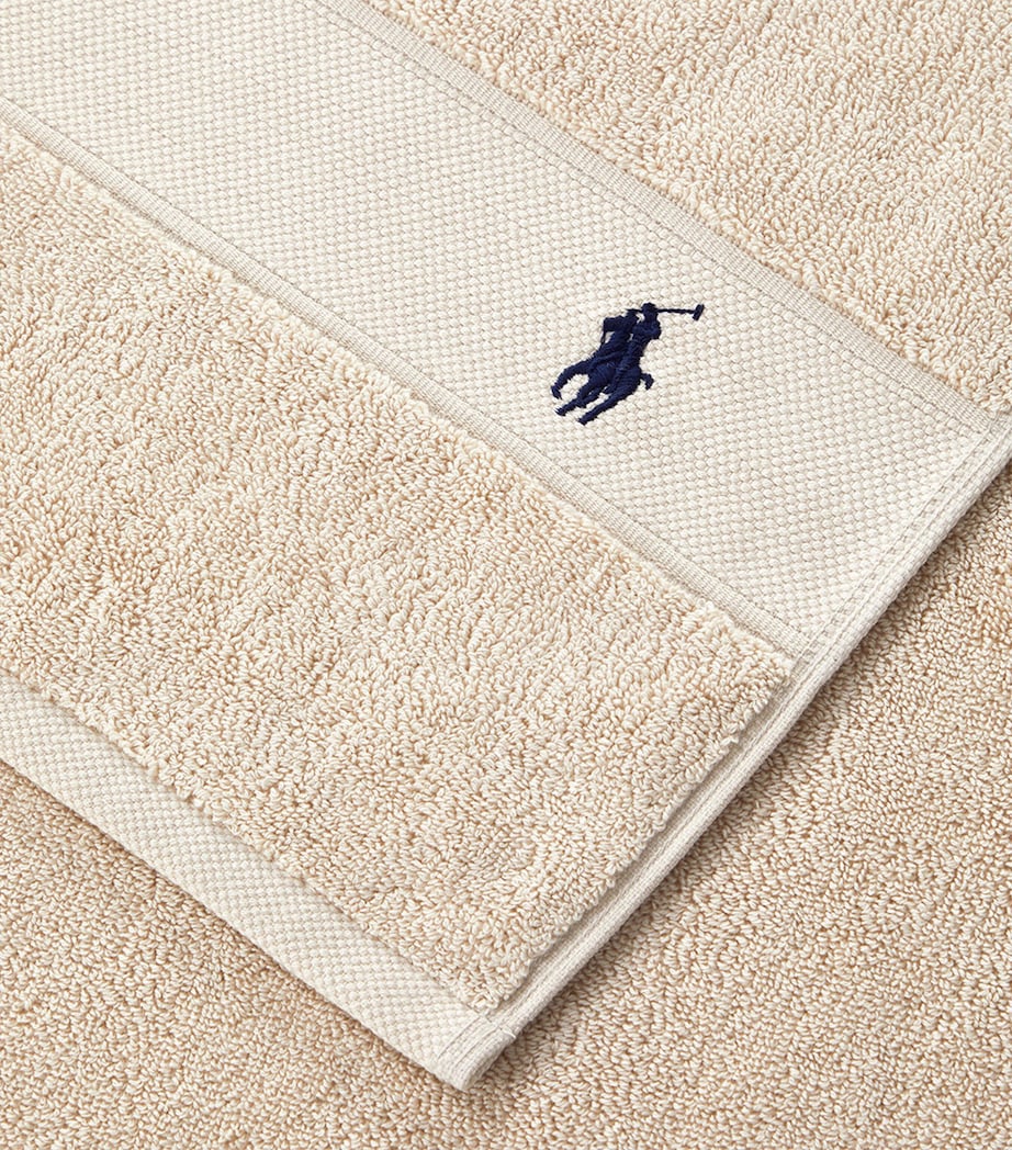 Polo Player Hand Towel (50cm x 100cm) PALE OAK Image 5