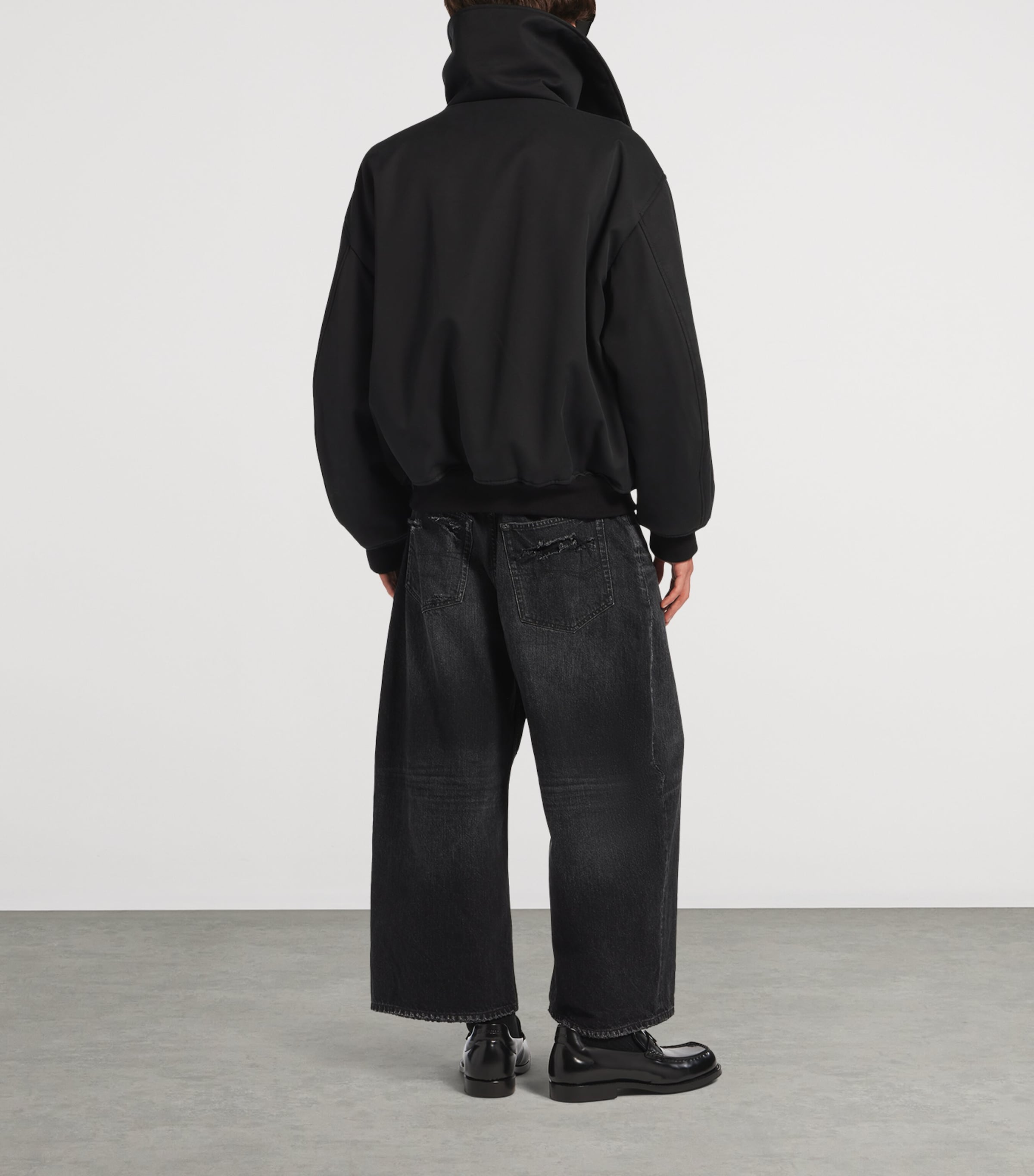 Balenciaga Mens Round-Fit Jeans Image 3