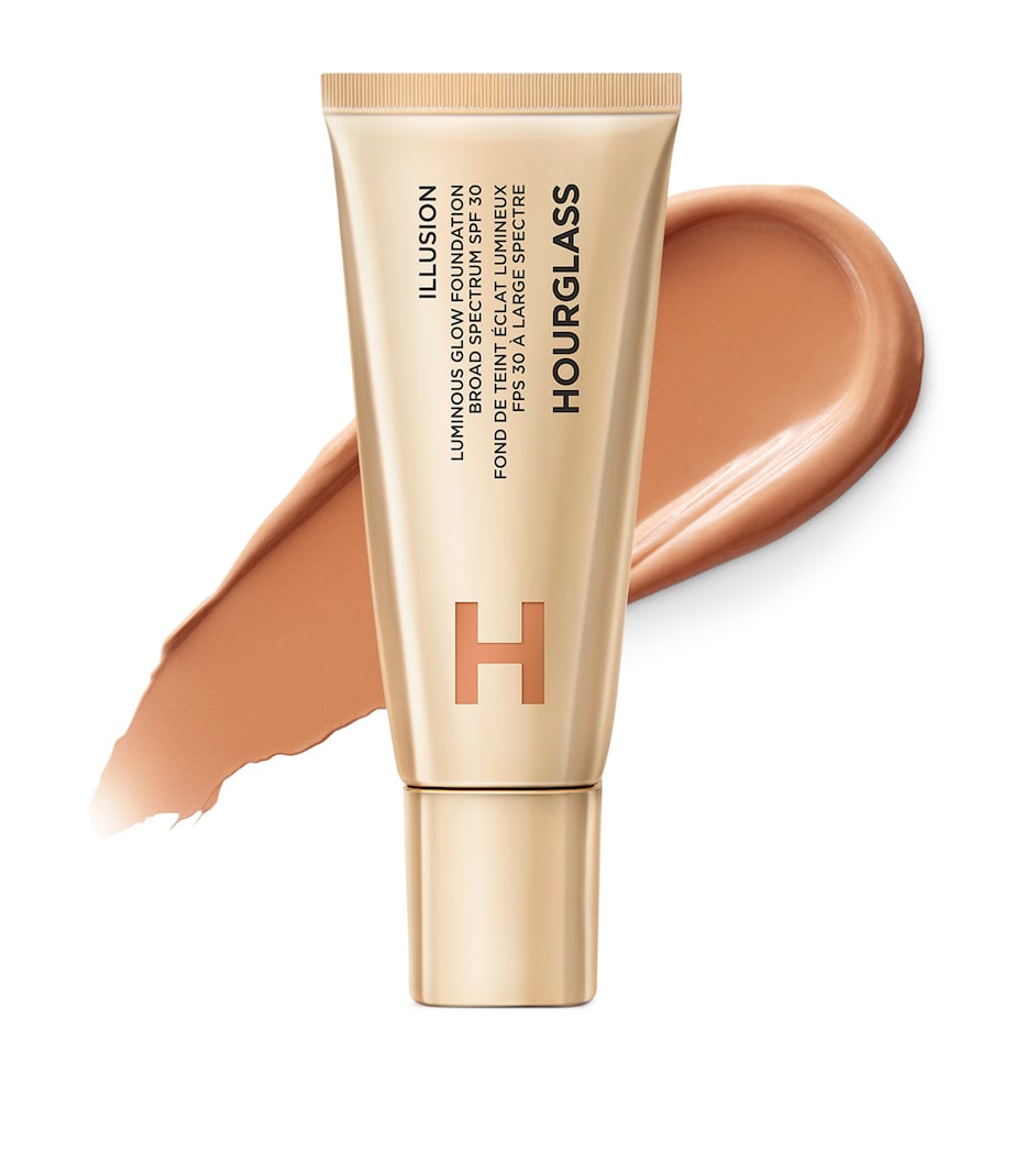 Illusion Luminous Glow Foundation SPF30 18 Image 1