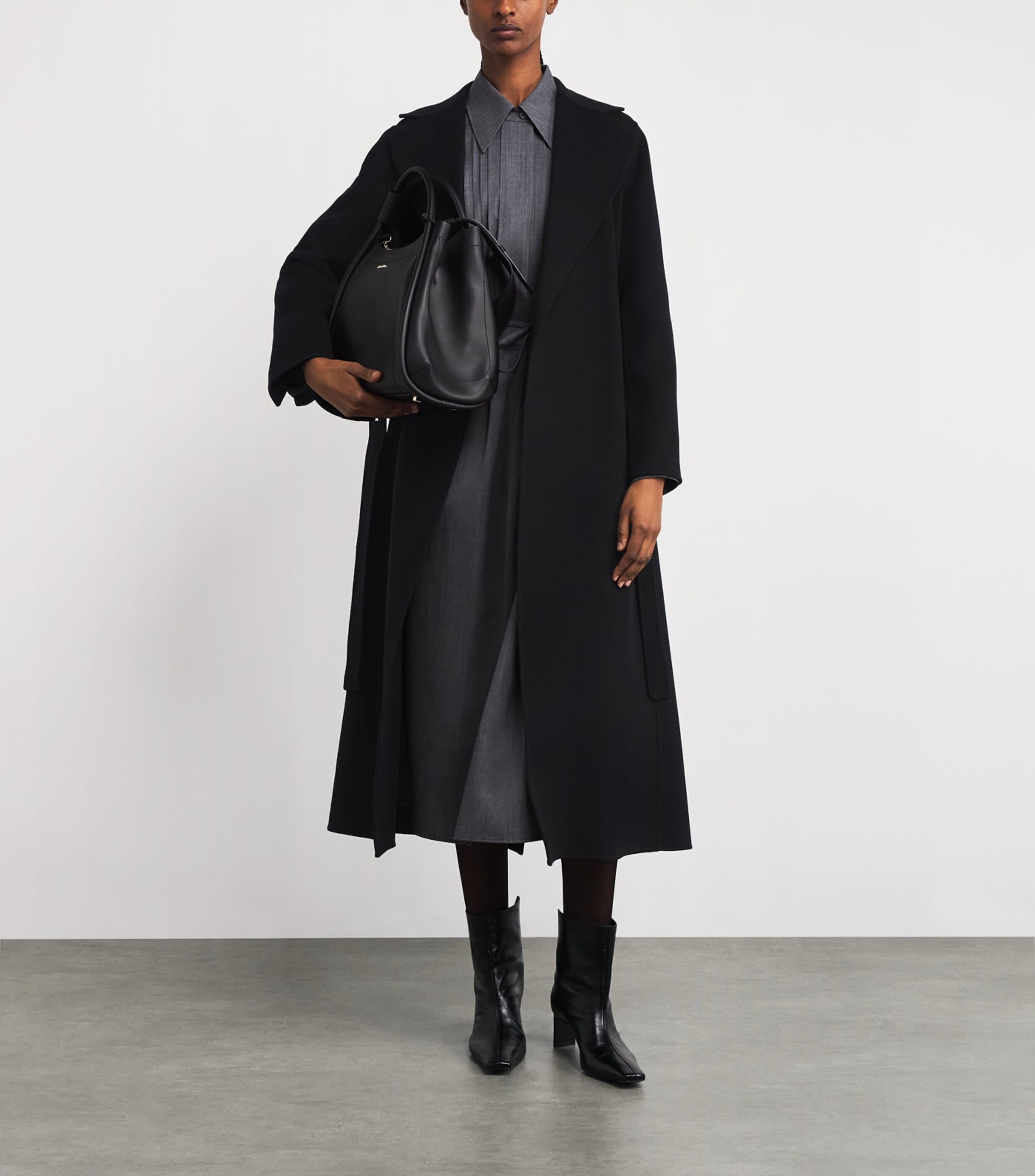 Virgin Wool Wrap Coat BLACK Image 2