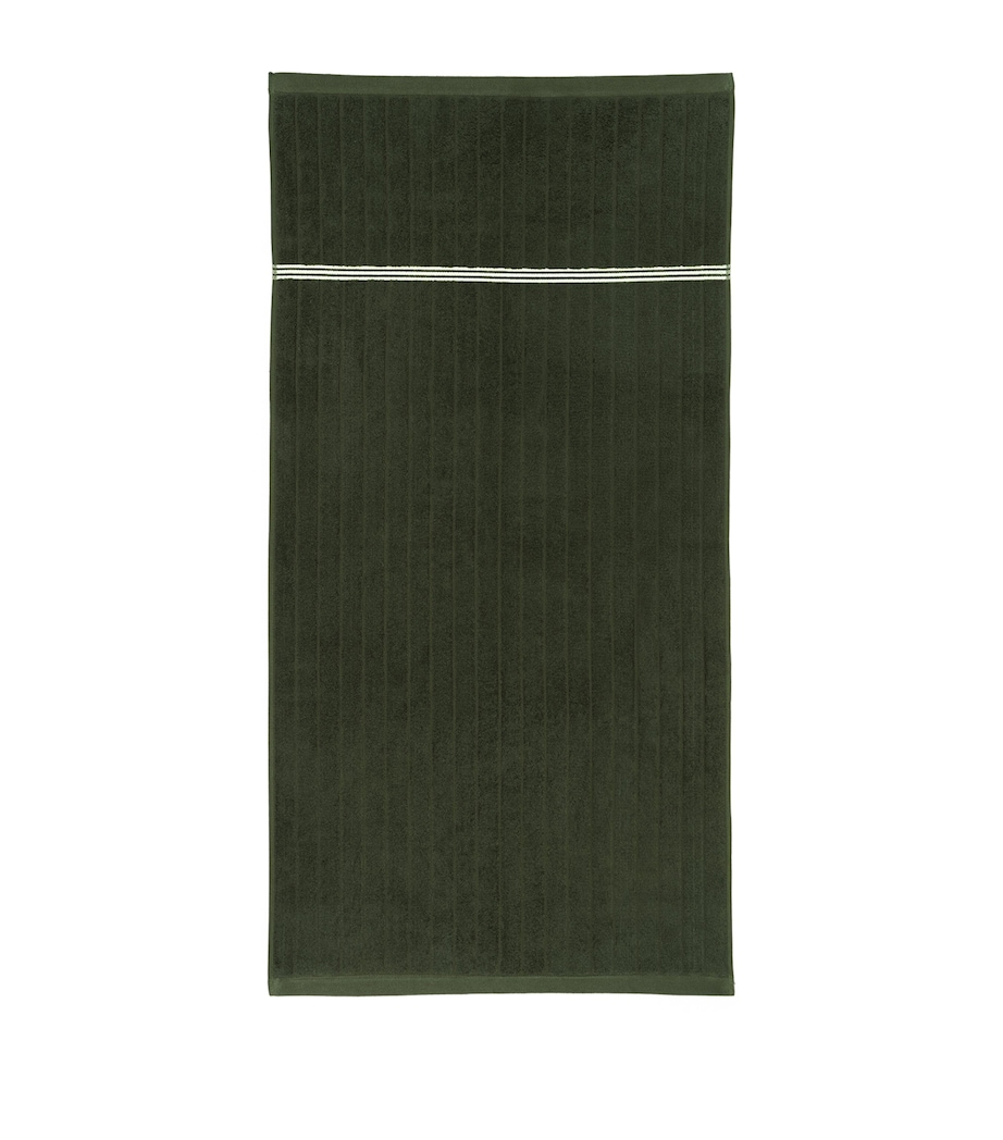 St Bathans Bath Towel (70cm x 140cm) MOSS Image 2