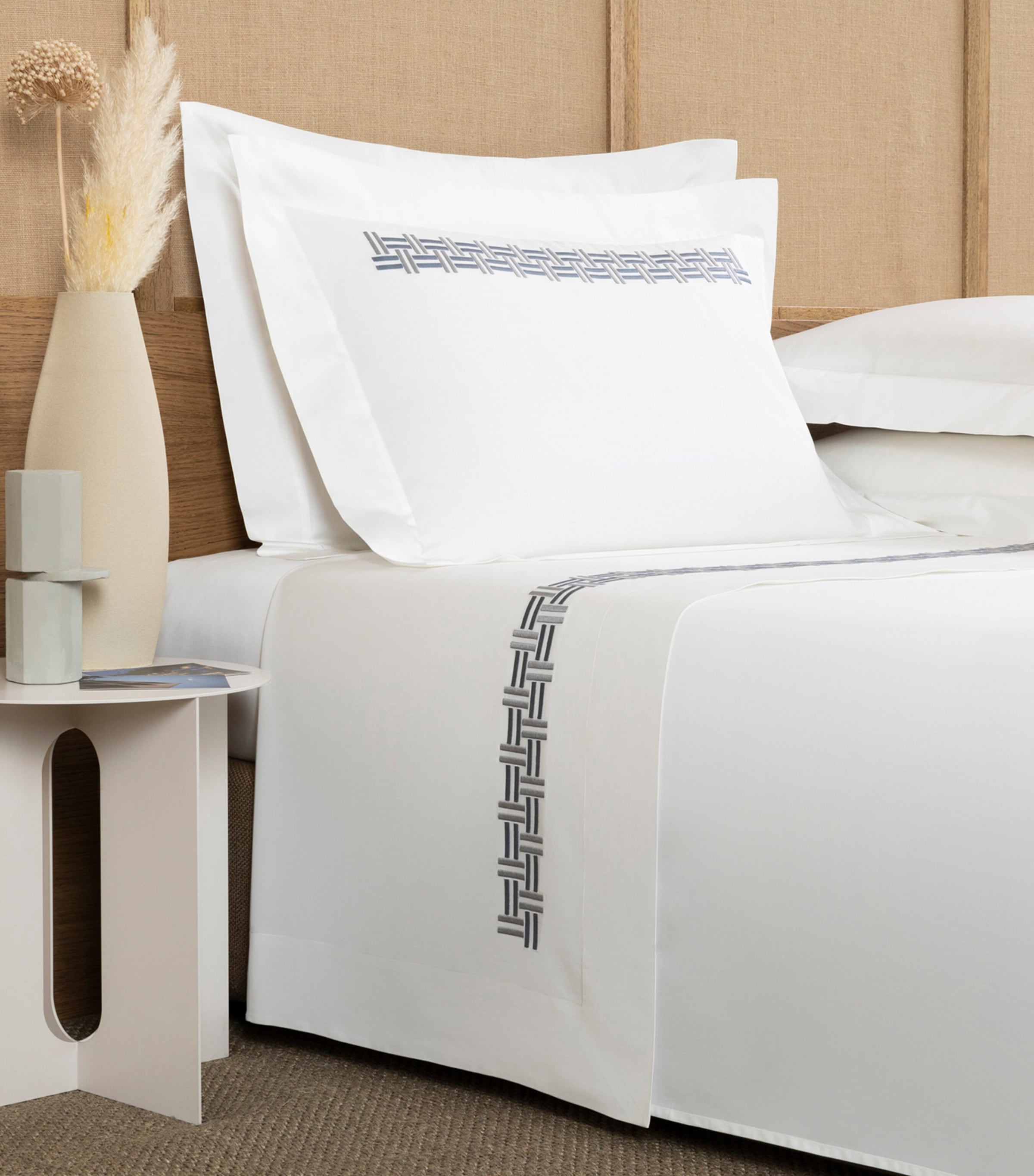 Frette Basket Weave Super King Sheet Set In White