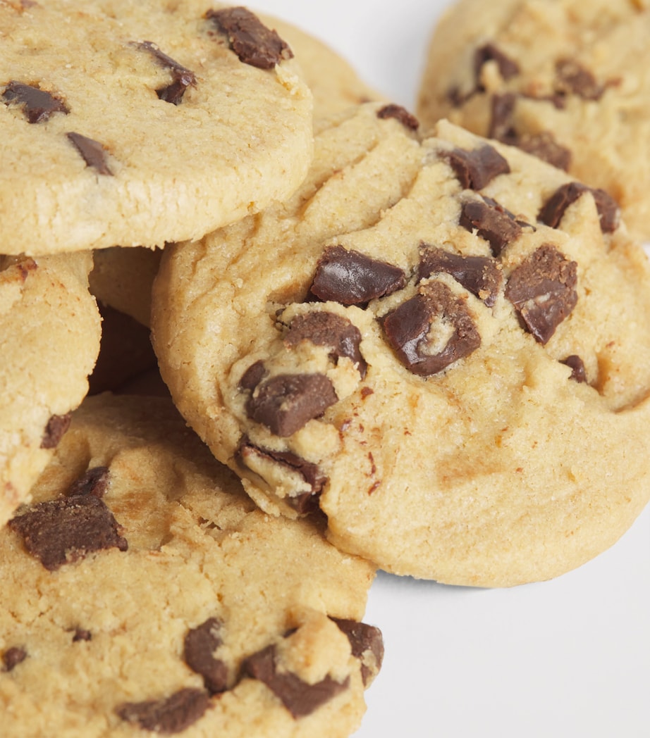 All-Butter Chocolate Chunk Biscuits (200g) NO COLOUR Image 3