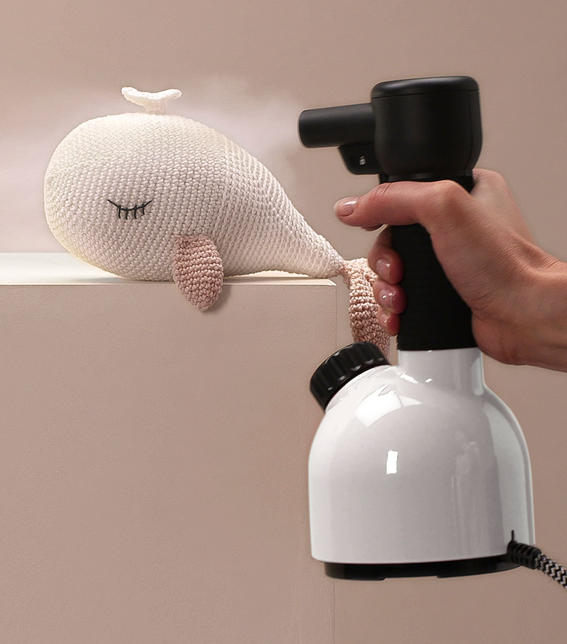 Iggi Steamer WHITE Image 5