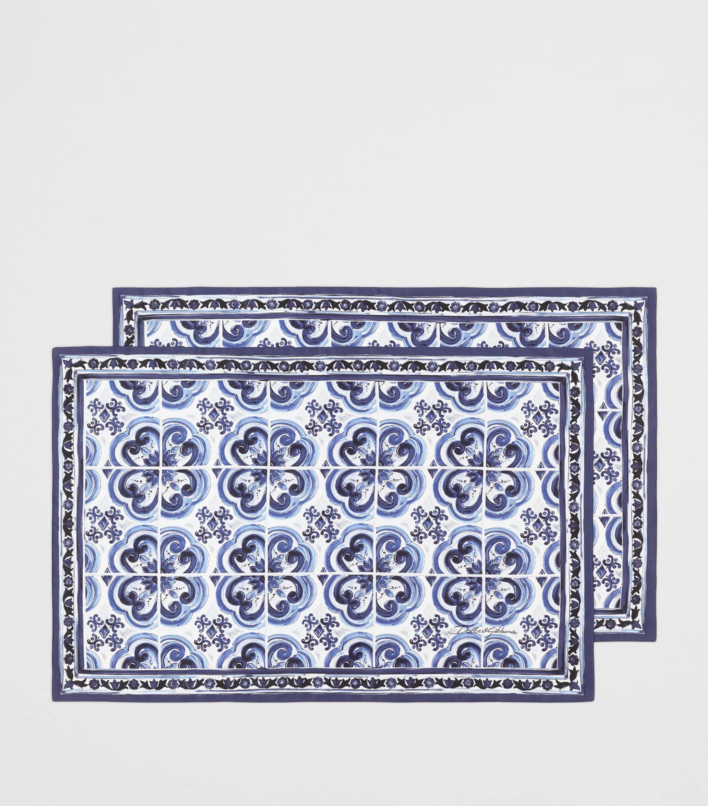 Dolce&Gabbana Casa Set of 2 Cotton Majolica Pillowcases (60cm x 90cm) Maiolica Blu M Image 2