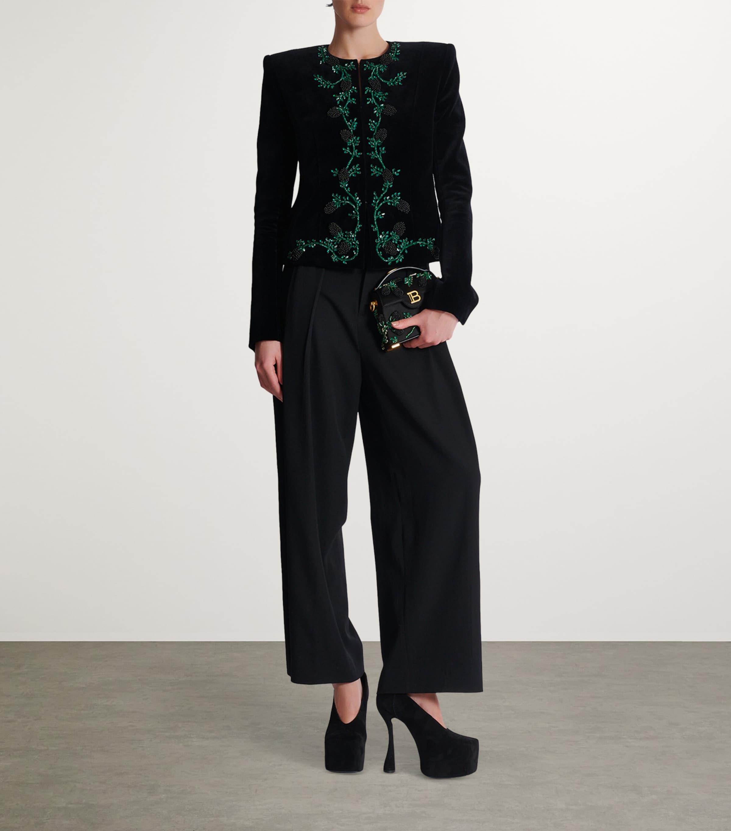 Velvet Blackberry Cropped Jacket NOIR Image 3