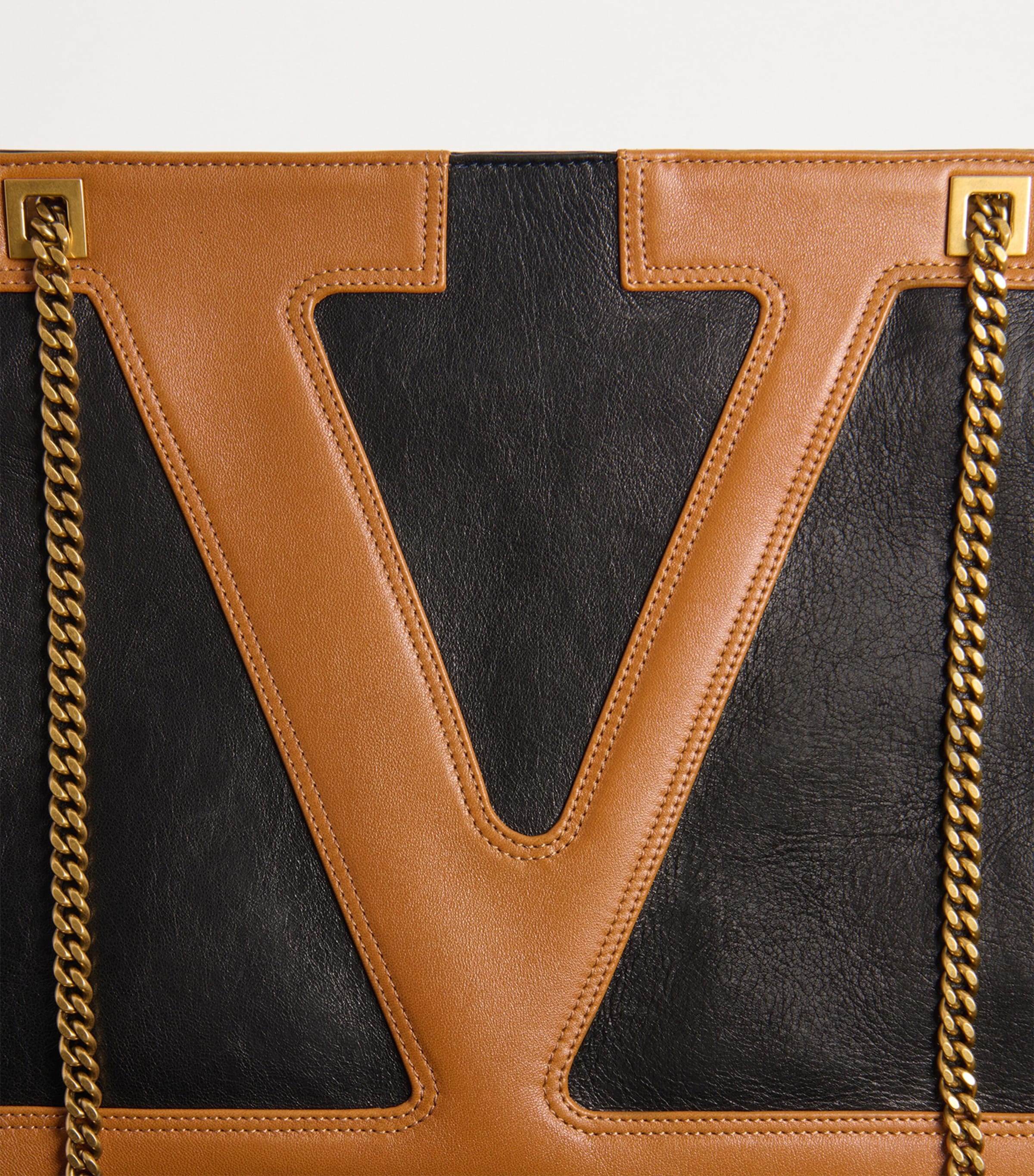 Medium Leather Viva Superstar Tote Bag RFA Image 5