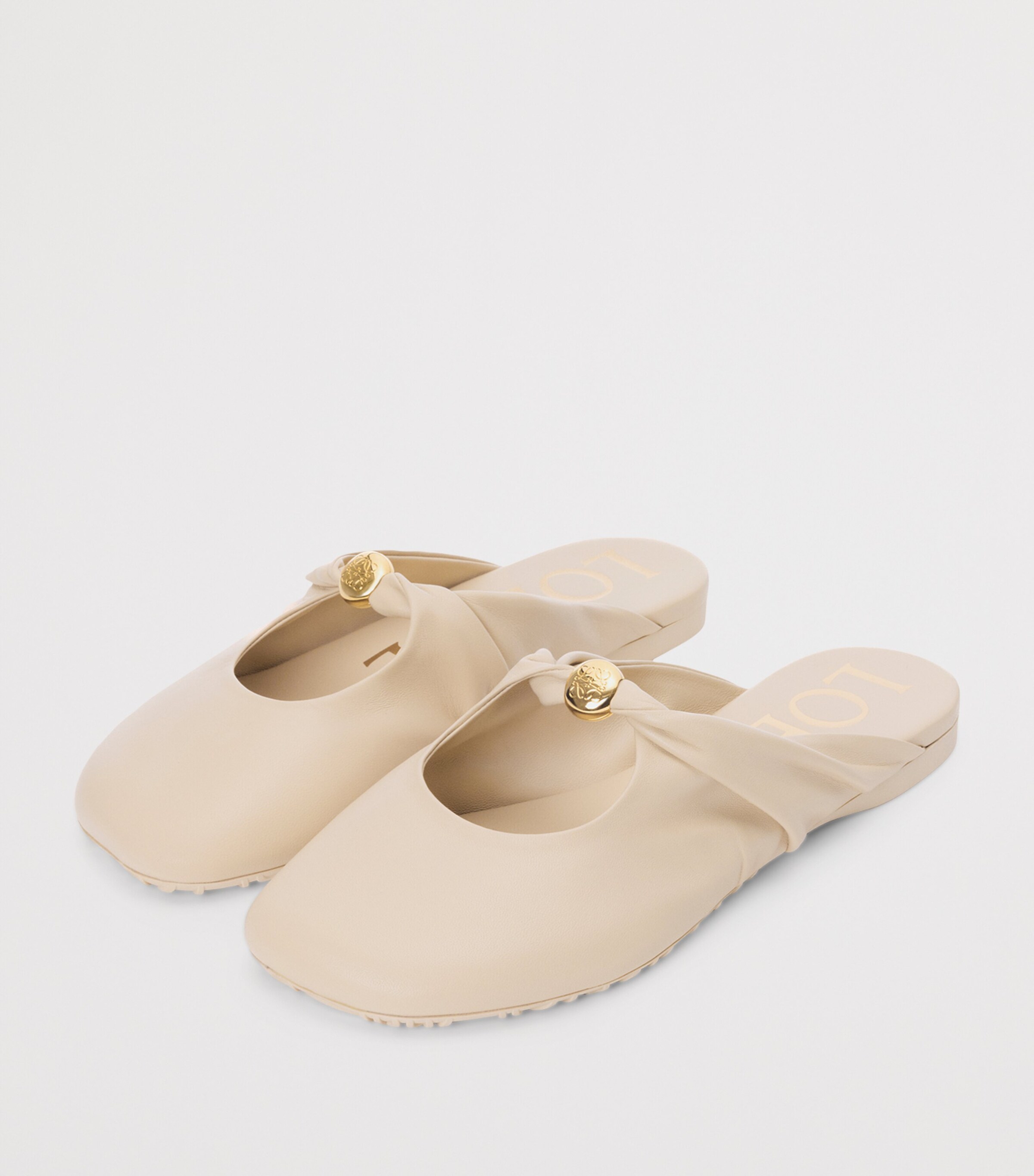 LOEWE Leather Pebble Mules Dough Image 3