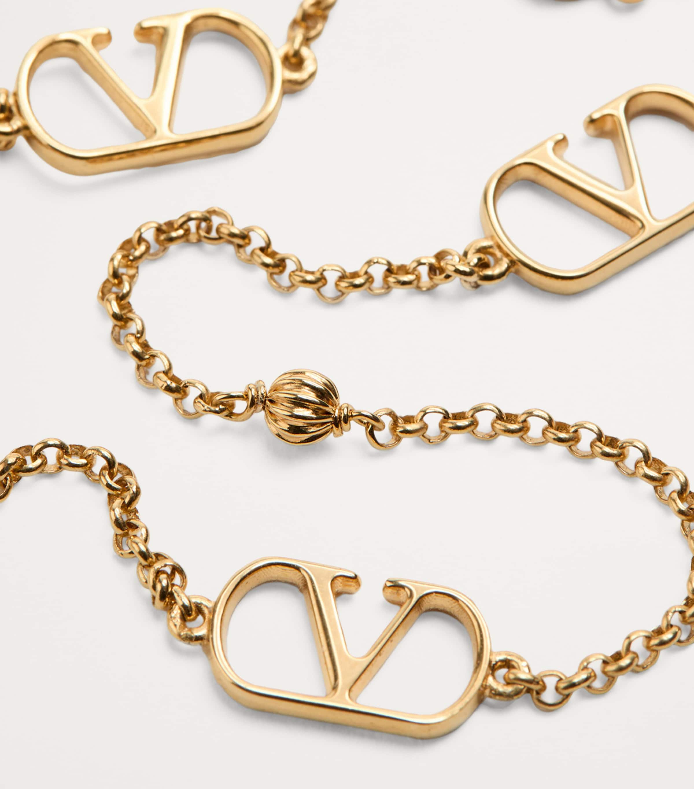 VLogo Signature Necklace L01 Image 4