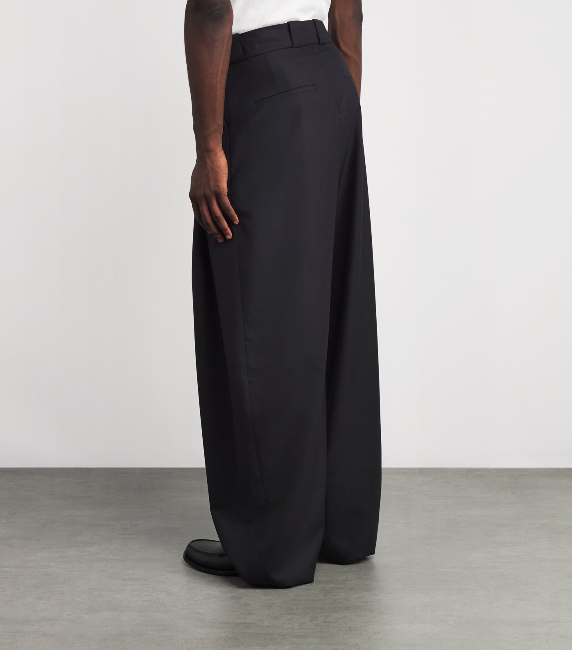 Virgin Wool Cascada Tailored Trousers BLACK Image 4