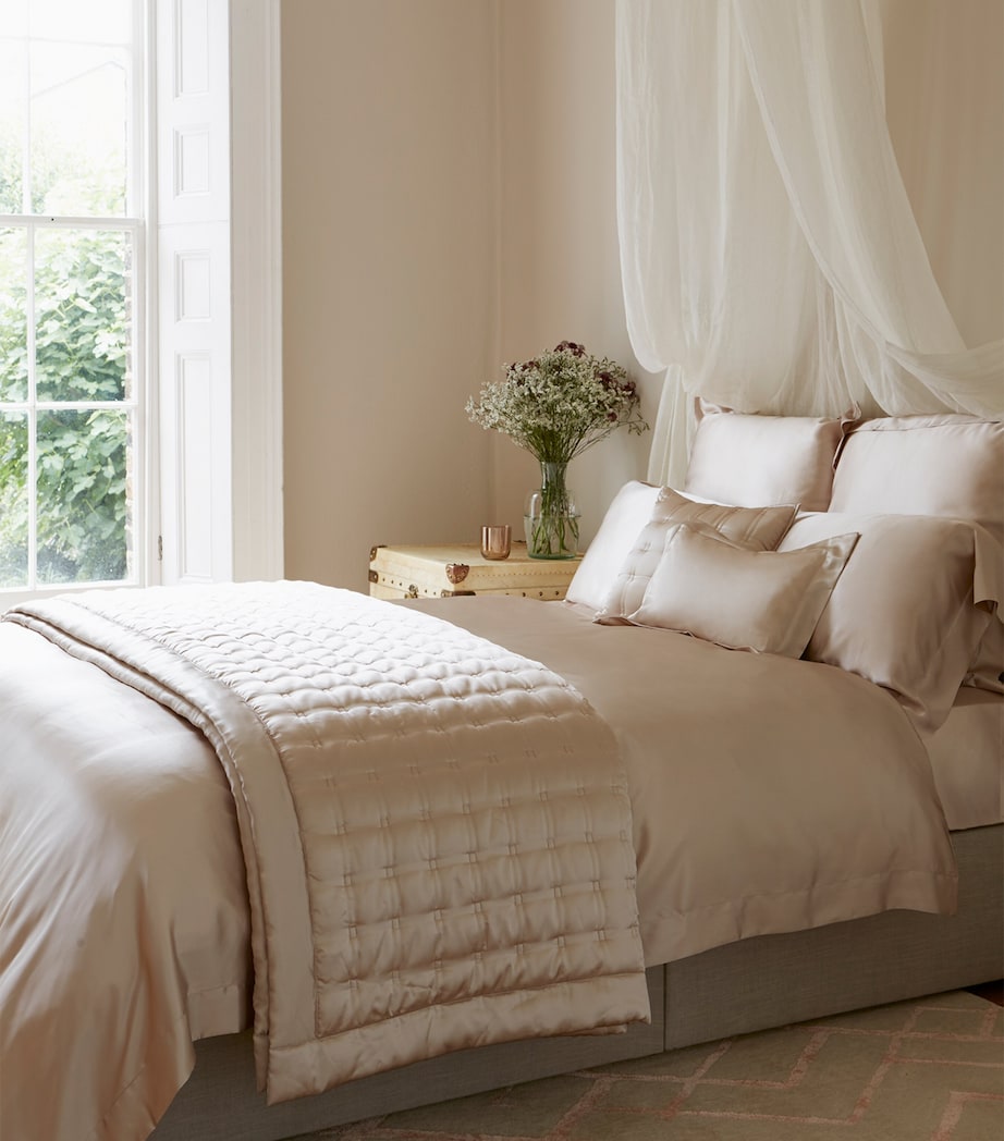 Silk Super King Windsor Duvet Cover (270cm x 270cm) BLUSH Image 3