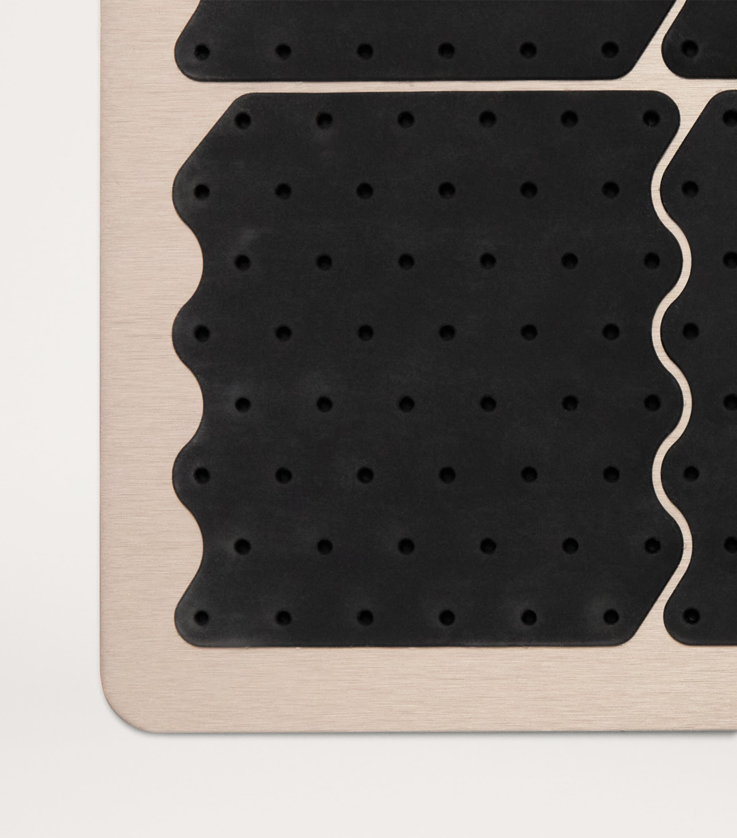 Rubber Grip Placemat (19cm x 24cm) MOCHA Image 2