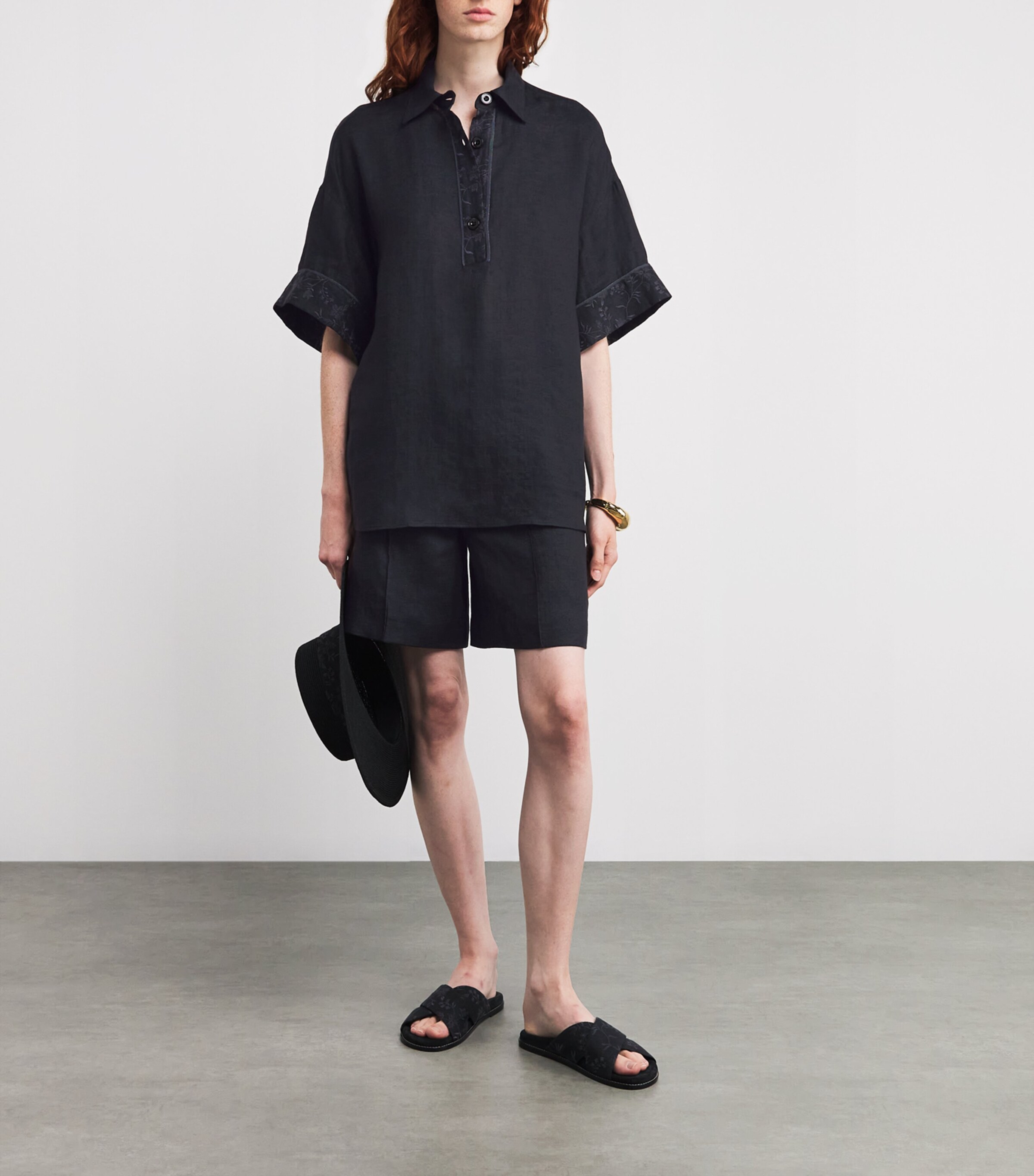 Eleventy Womens x Harrods Linen Embroidered Collared Shirt Nero Image 2