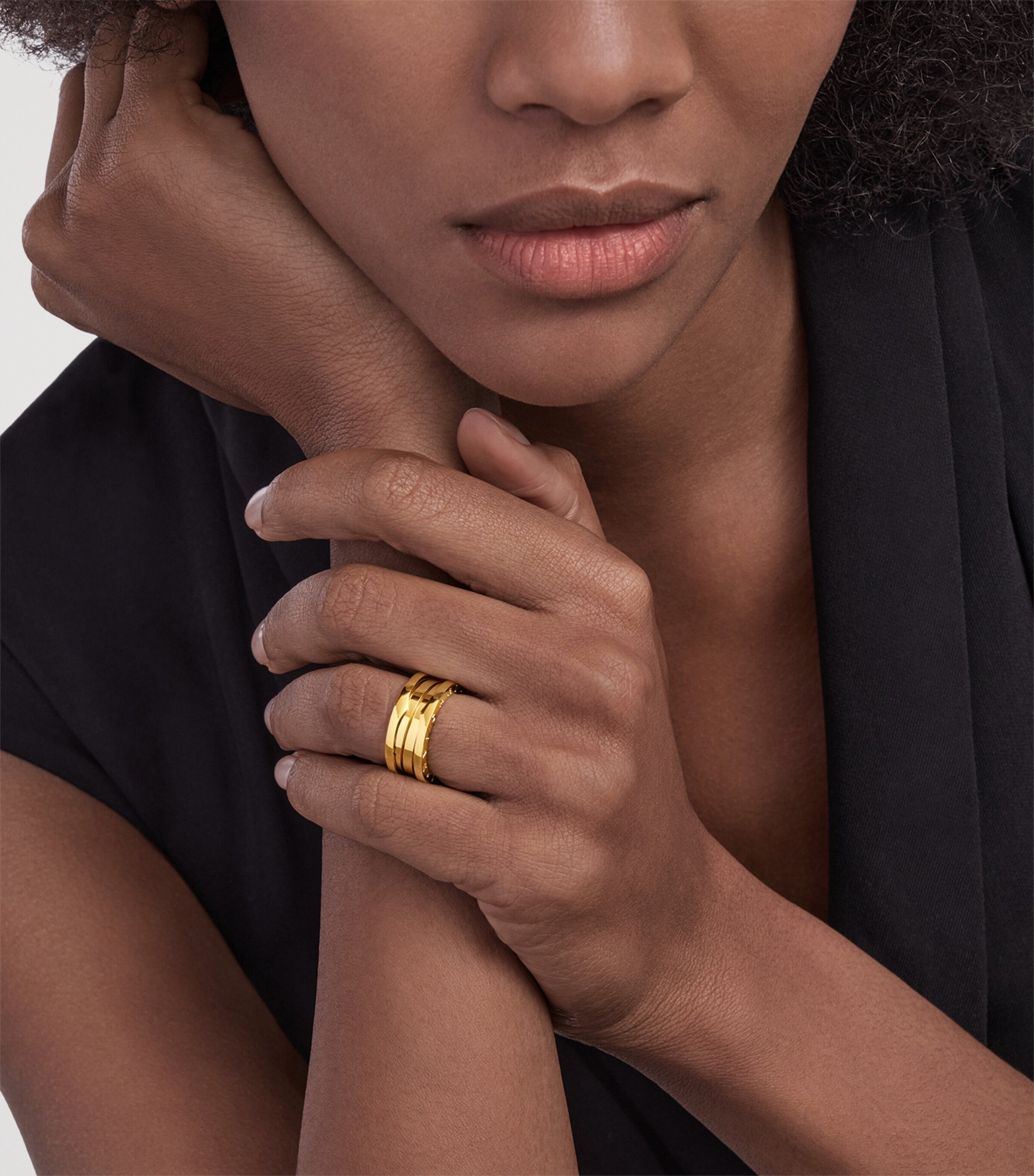 Yellow Gold B.zero1 Three-Band Ring YELLOW GOLD Image 7