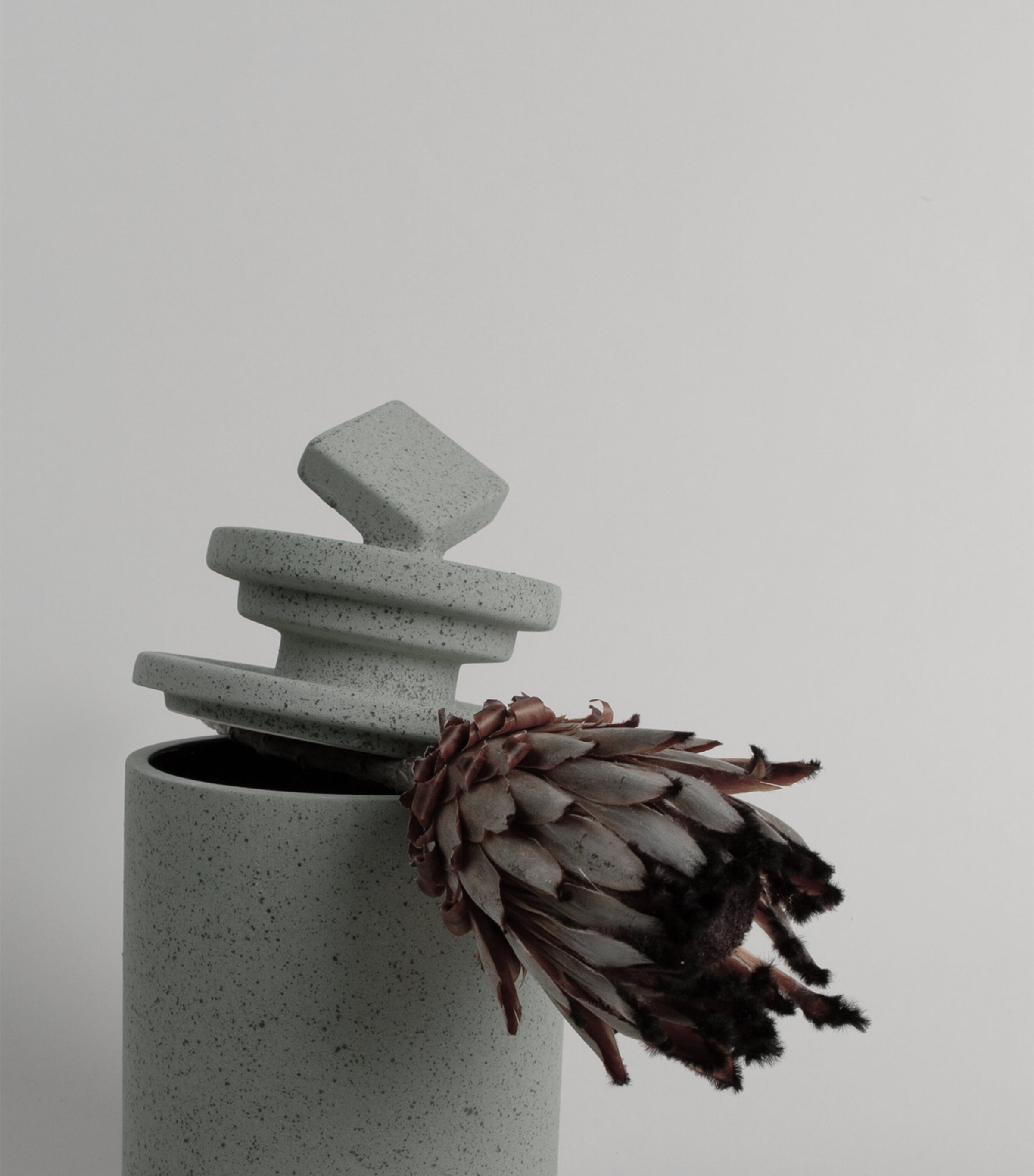 The Earth Candle (900g) GREEN Image 2