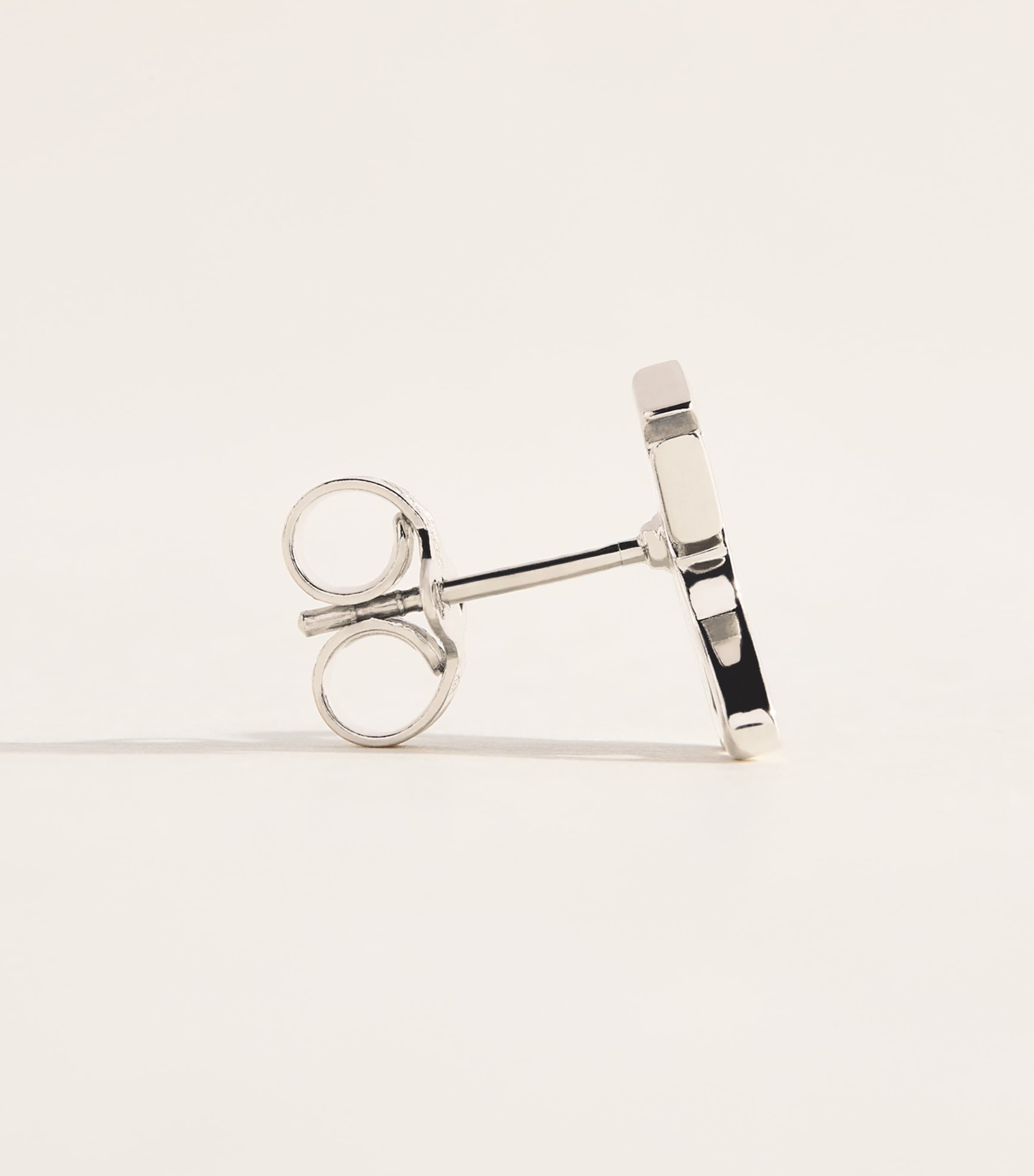 Vivienne Westwood Crispin Stud Earrings Antique Platinum Image 3