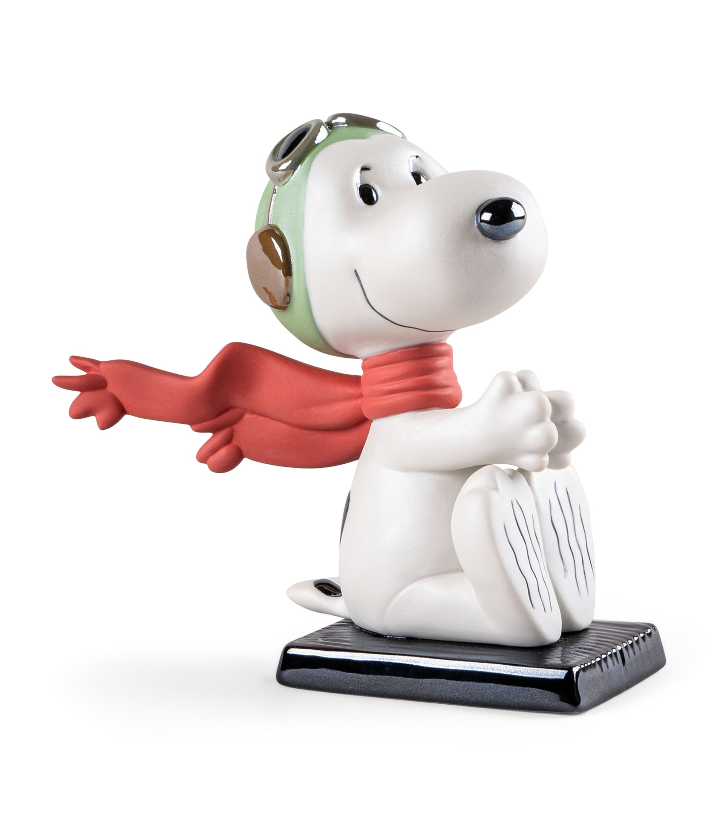 Lladró Porcelain Snoopy Flying Ace Figurine Image 4