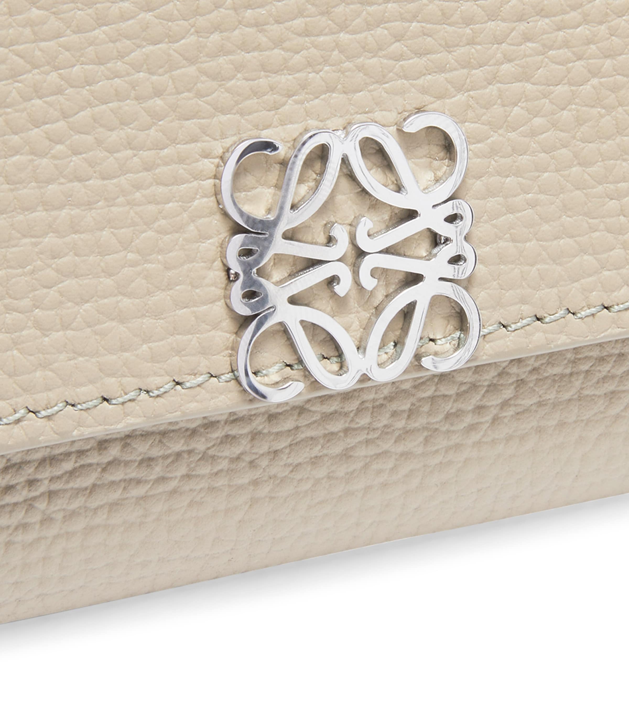 Leather Anagram Vertical Wallet LIGHT GHOST Image 5