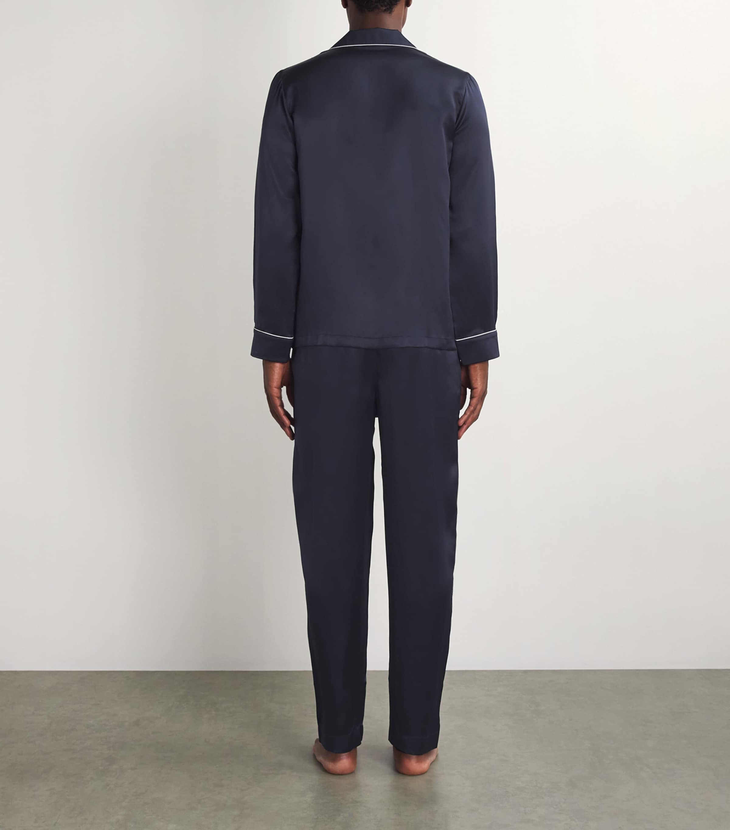 Silk Bailey Pyjama Set 1 NAVY Image 3