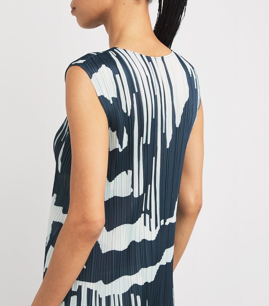 Pleated Refraction Midi Dress 77 Image 4