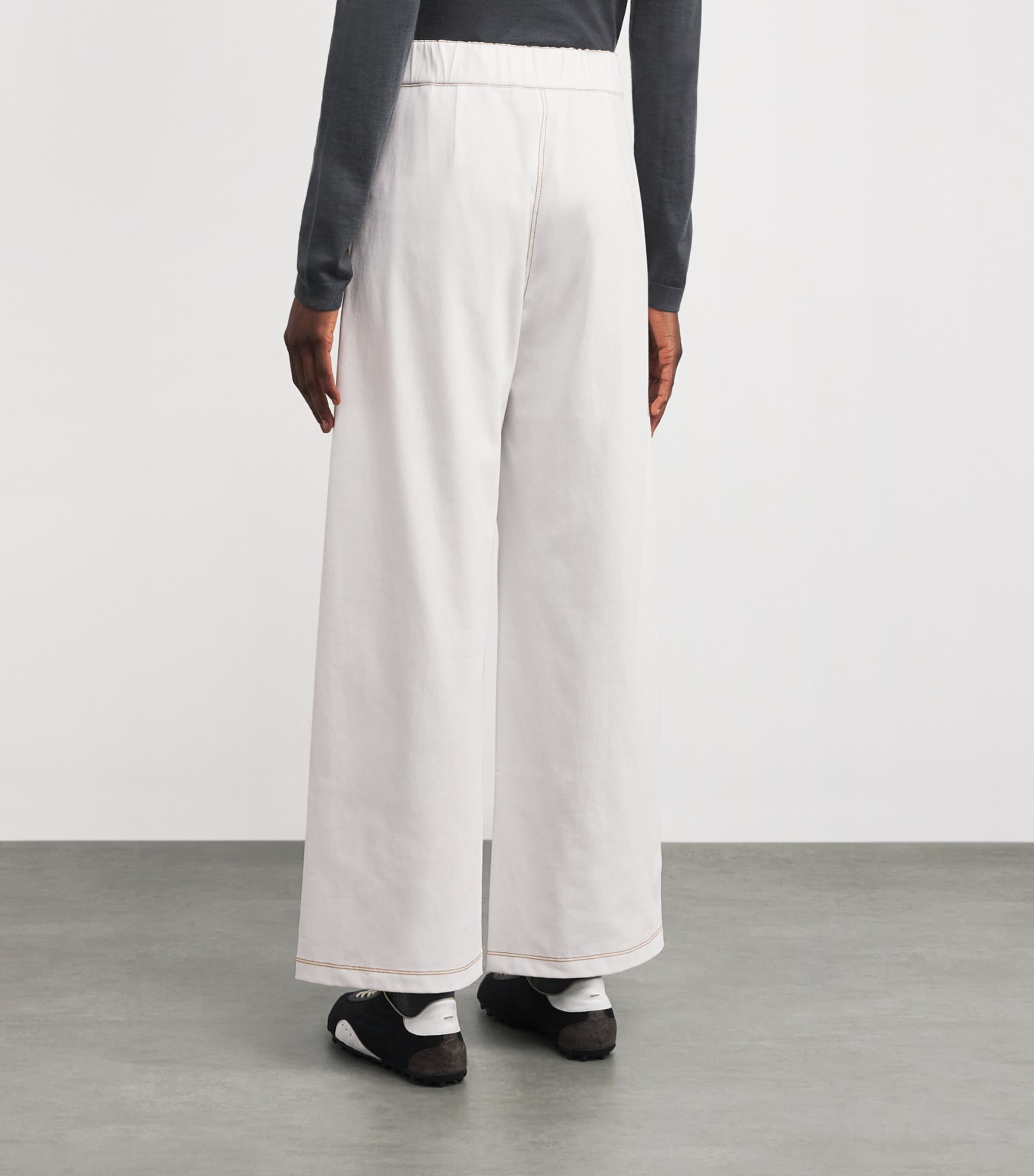 Wide-Leg Cropped Trousers 004 WHITE Image 4