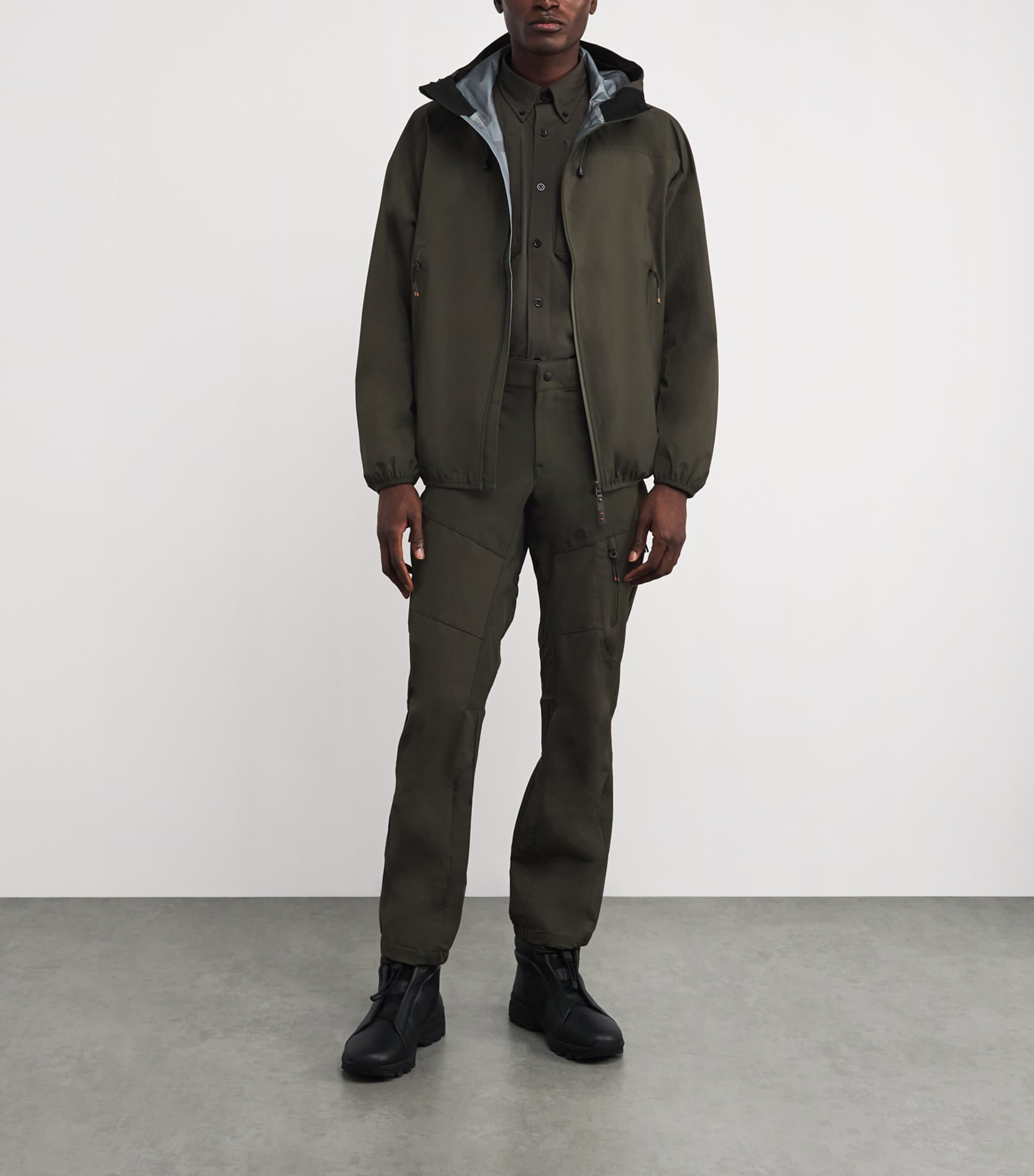 Packable Chamois 3L Jacket 07AA : GREEN MOSS Image 2