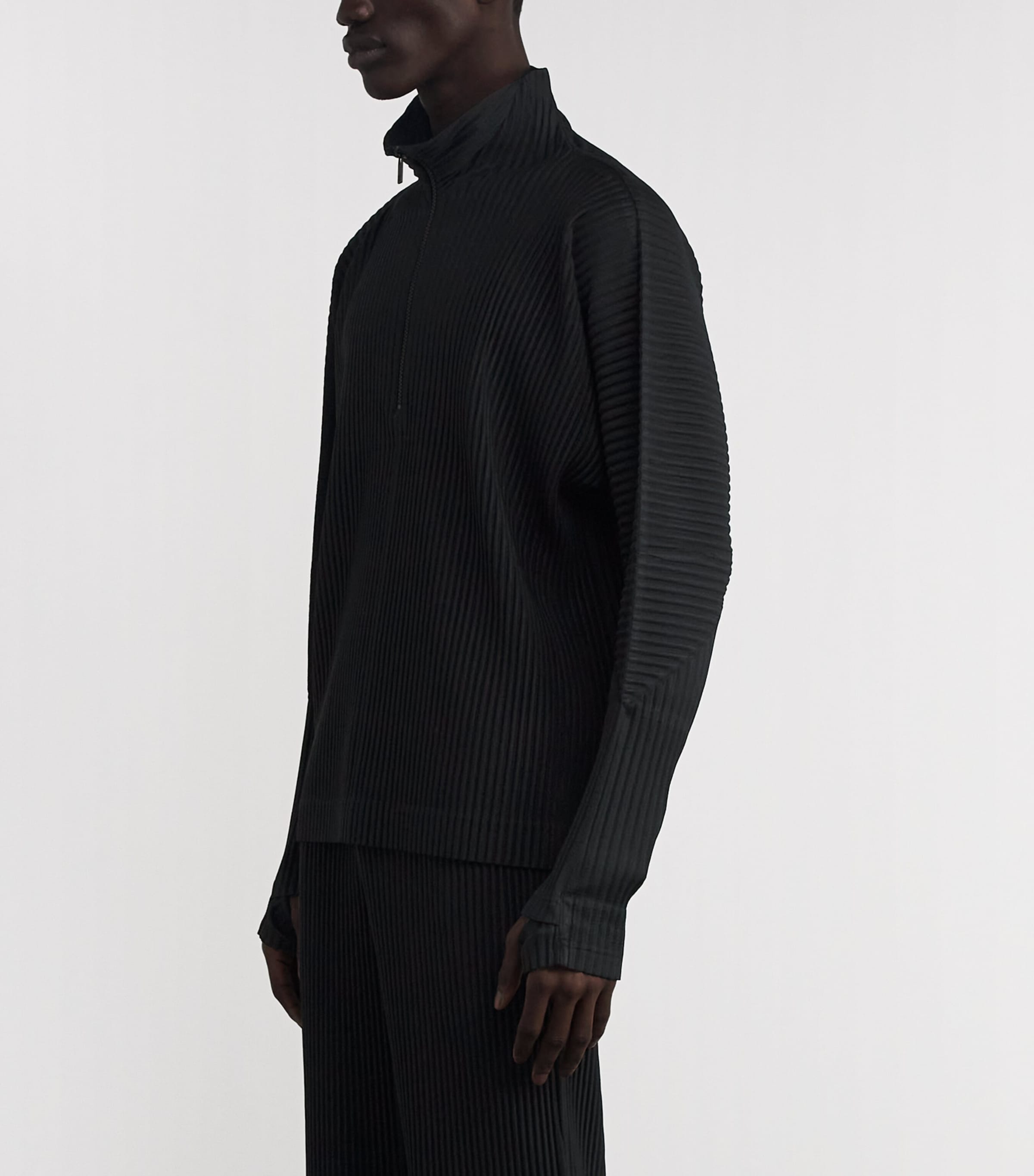 Pleated Half-Zip Sweater 15-BLACK Image 3