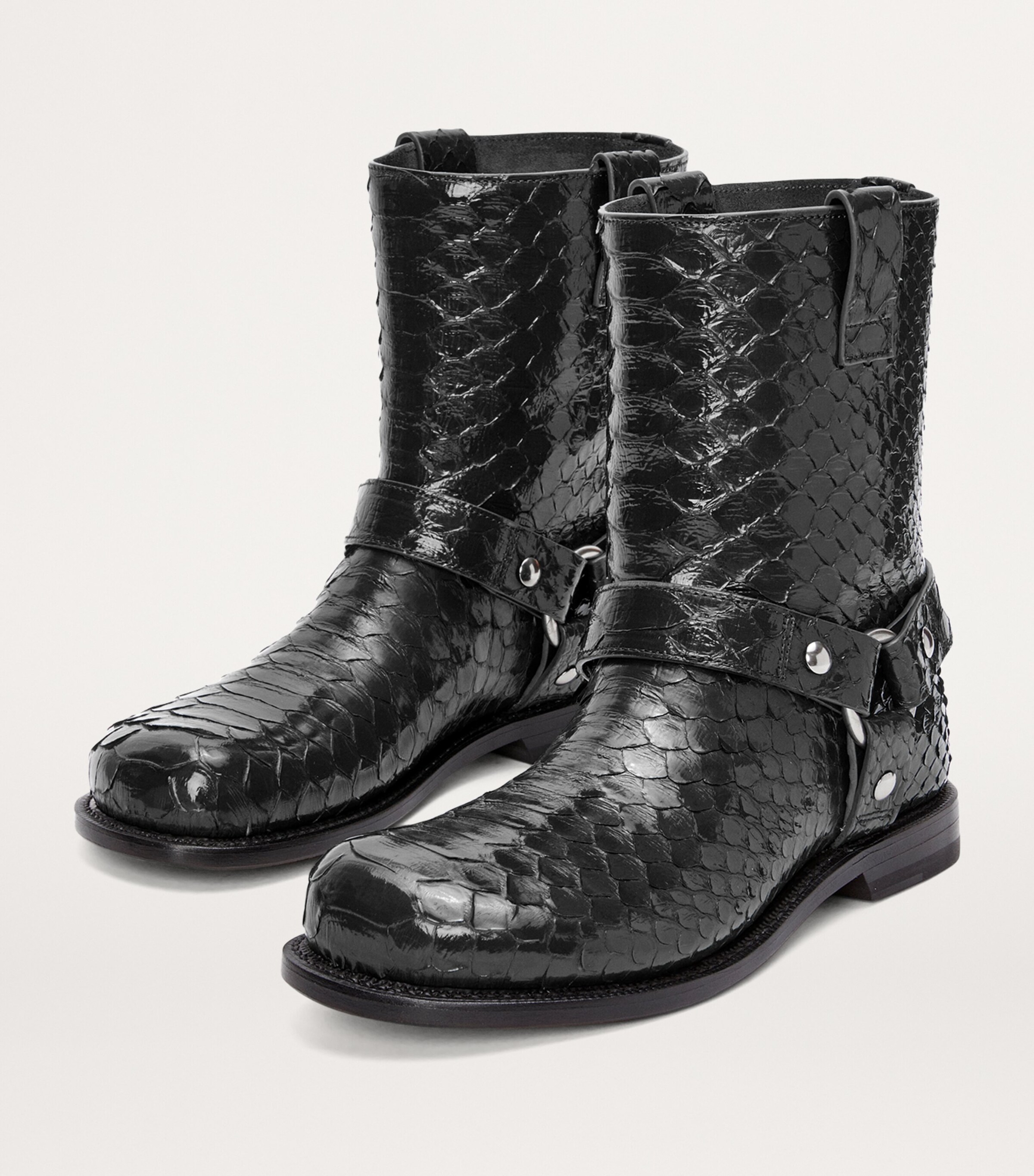 Only biker boots online