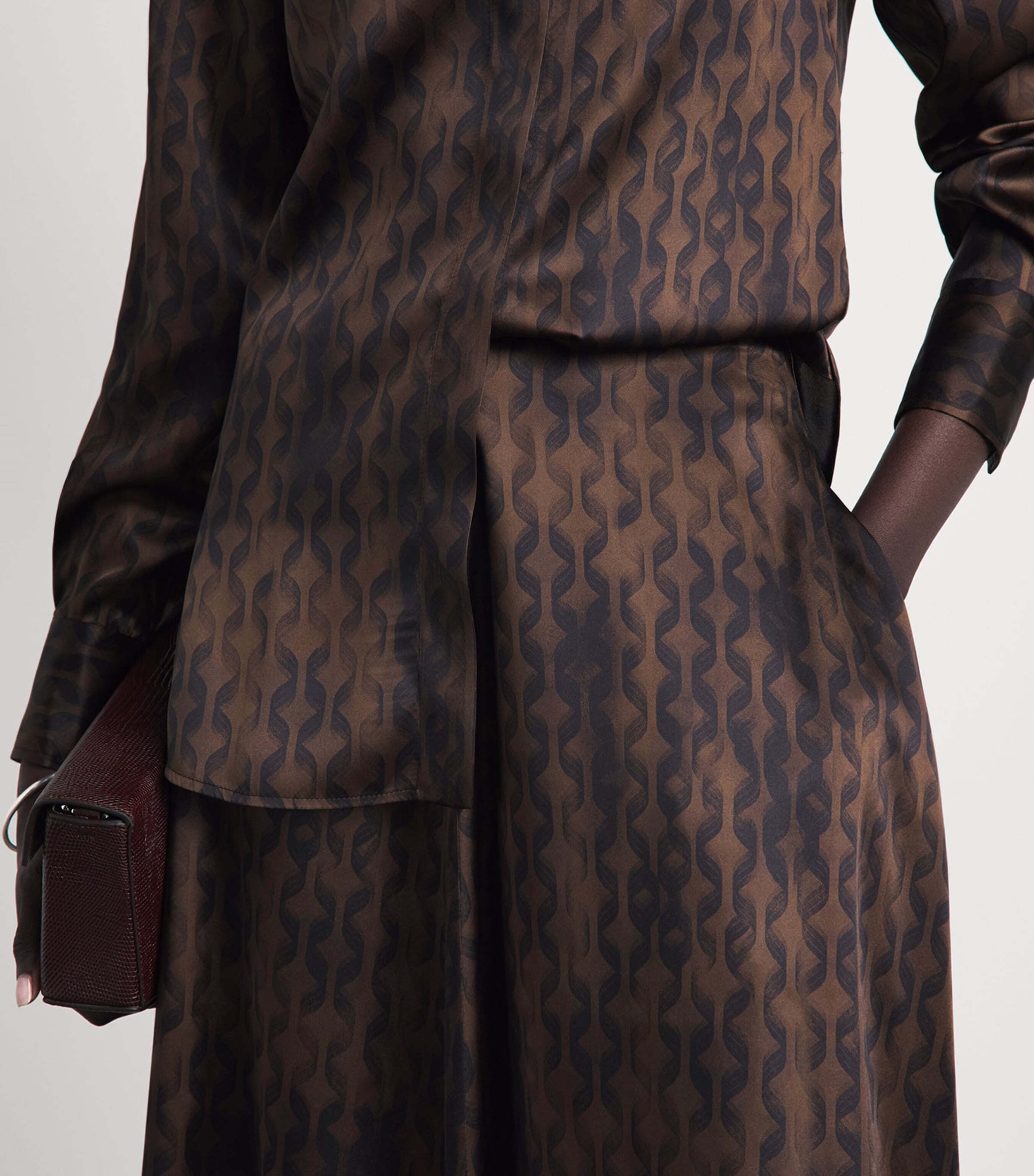 Kiton Womens Silk Geometric Midi Skirt Brown & Black Print Image 3
