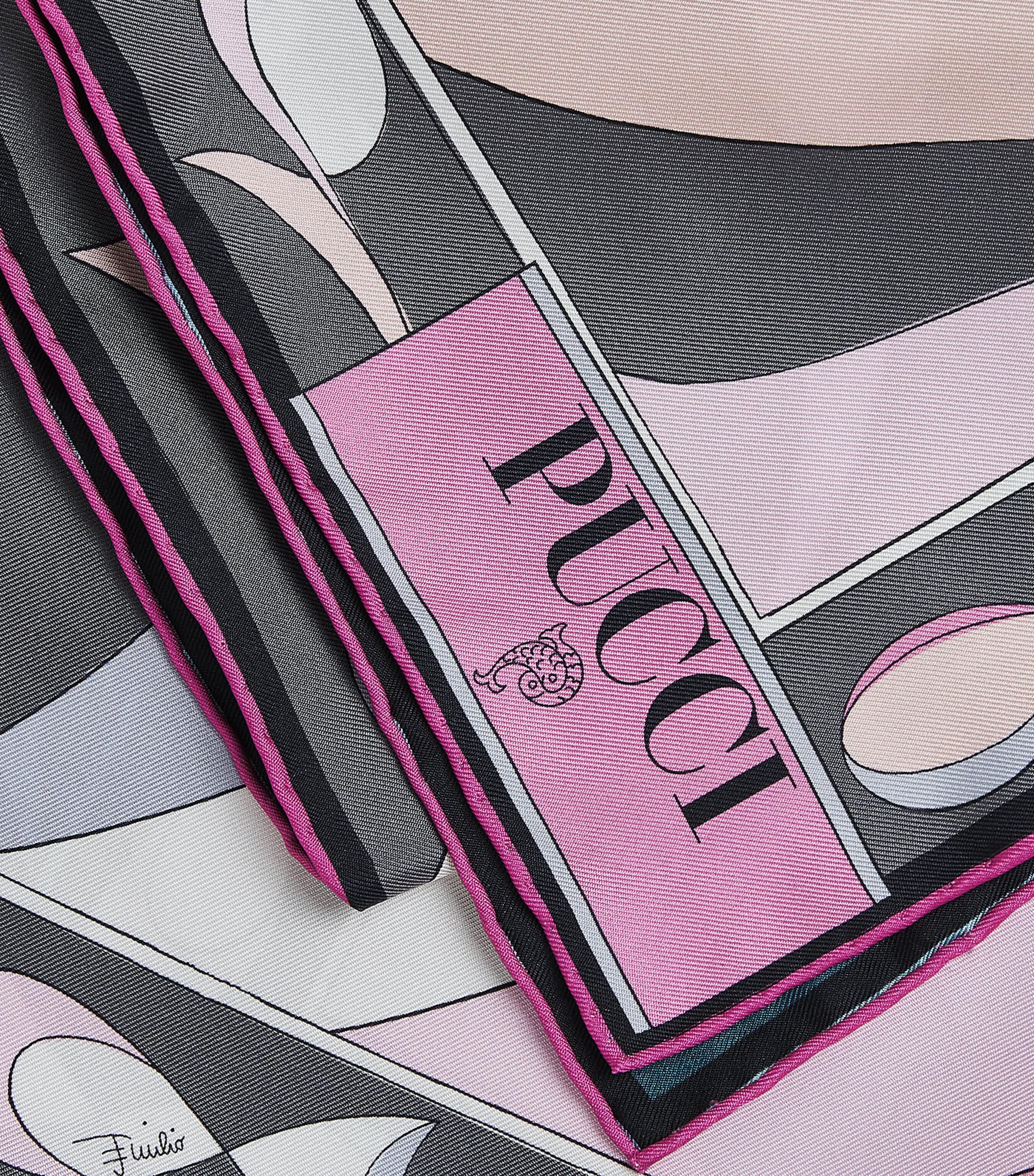 Silk Reversible Pesci Print Scarf 001 NERO/FUXIA Image 4